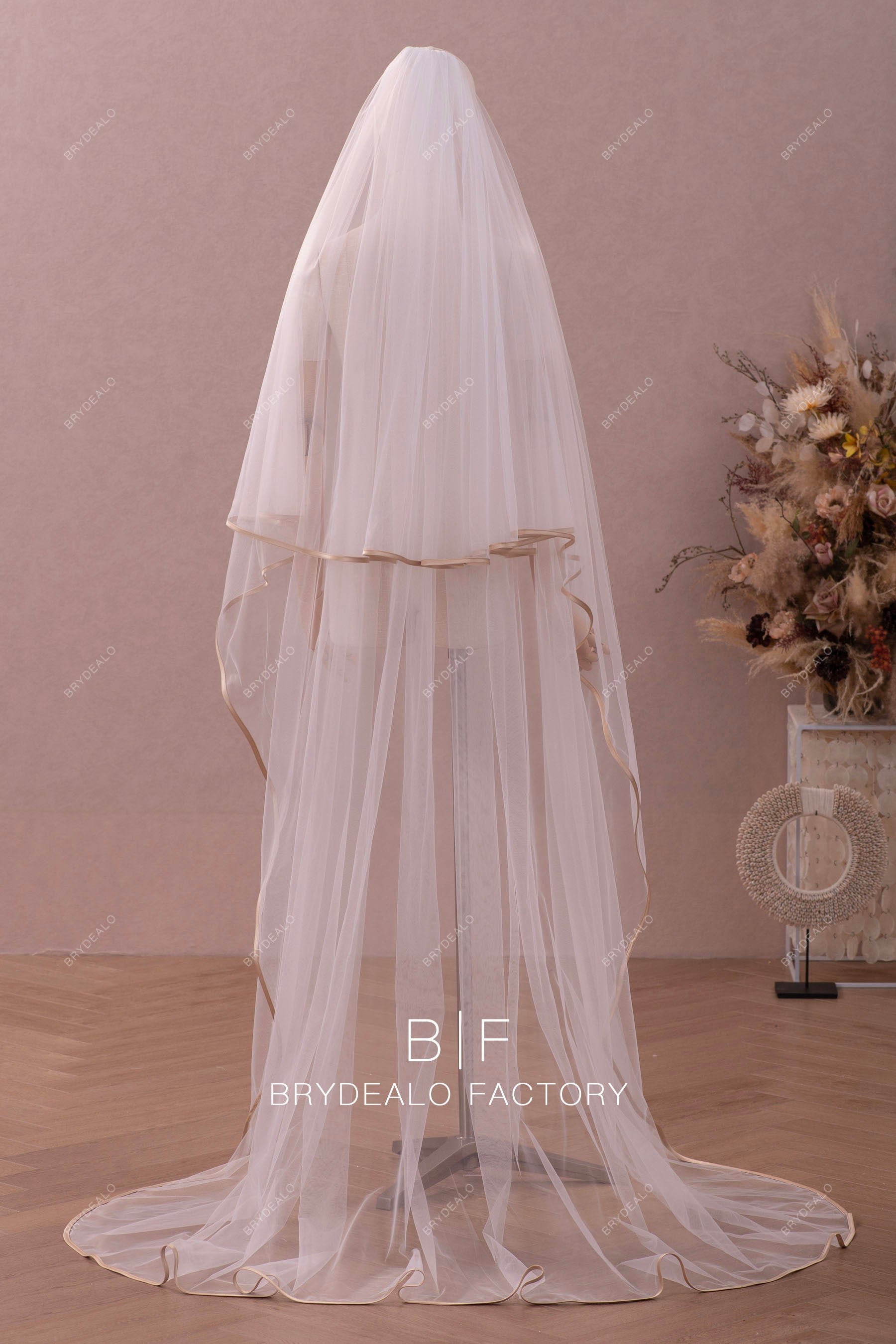 Brydealo Factory Shoulder Length Bridal Veil Short Wedding Tulle Headpiece