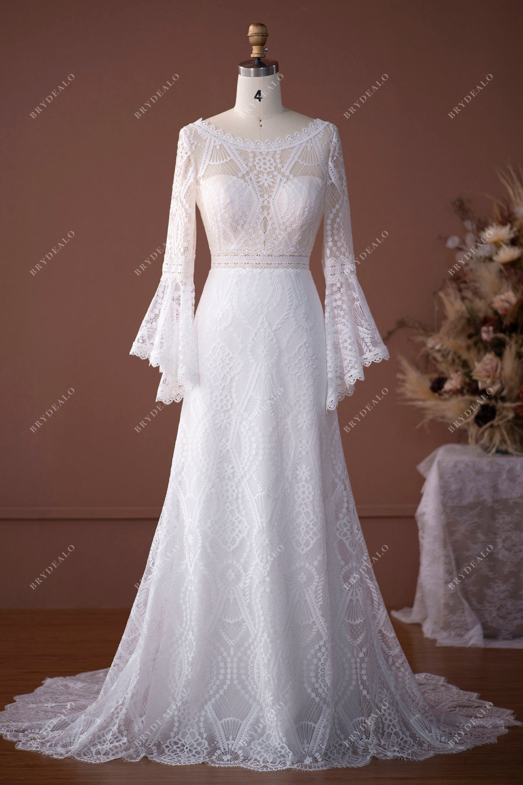 knee length dresses for ladies Boho Lace Bell Sleeves Scalloped Neck Mermaid Summer Bridal Dress