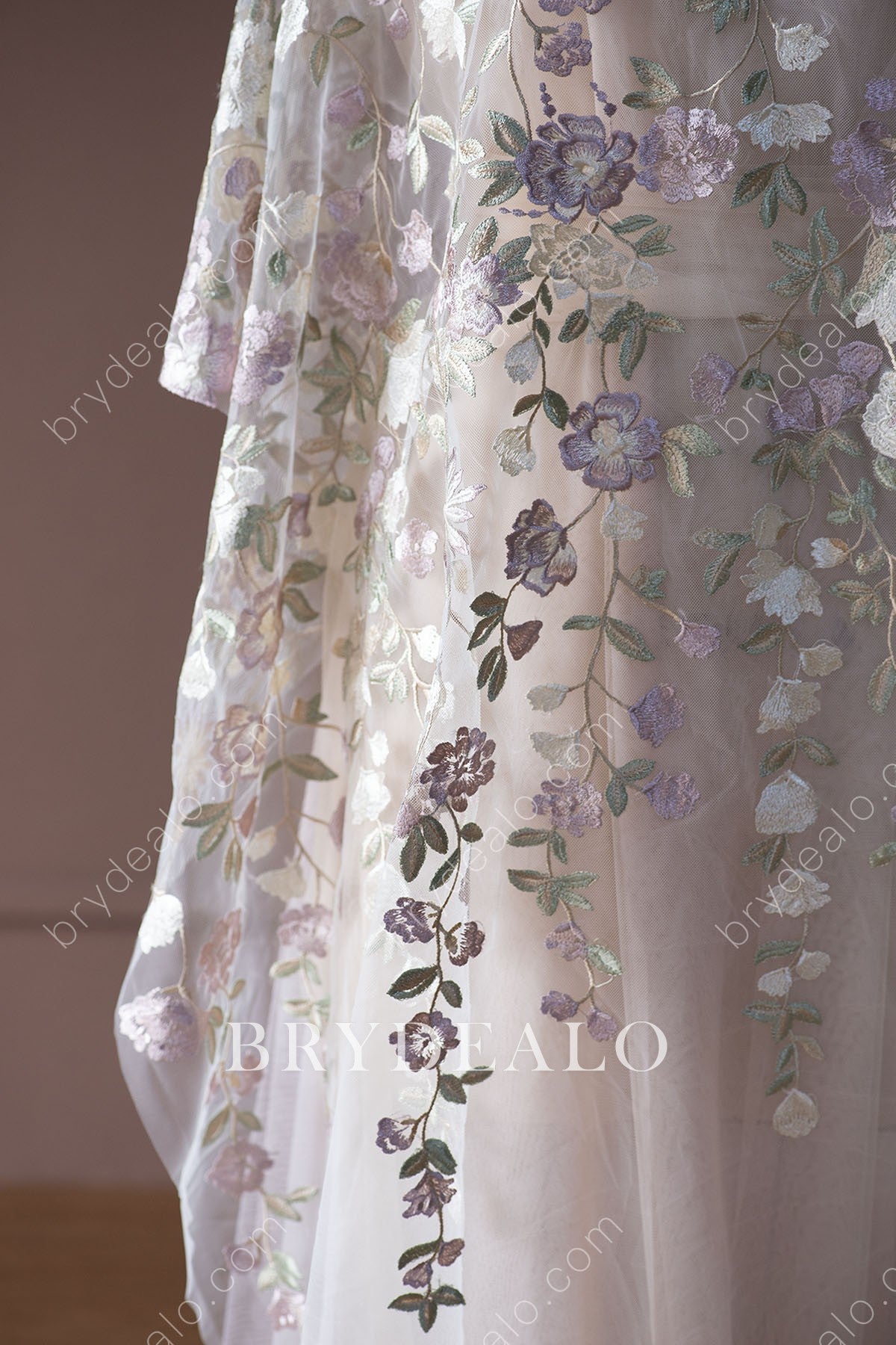 Best Wild Lace Embroidery Lace Fabric for Designer Dresses