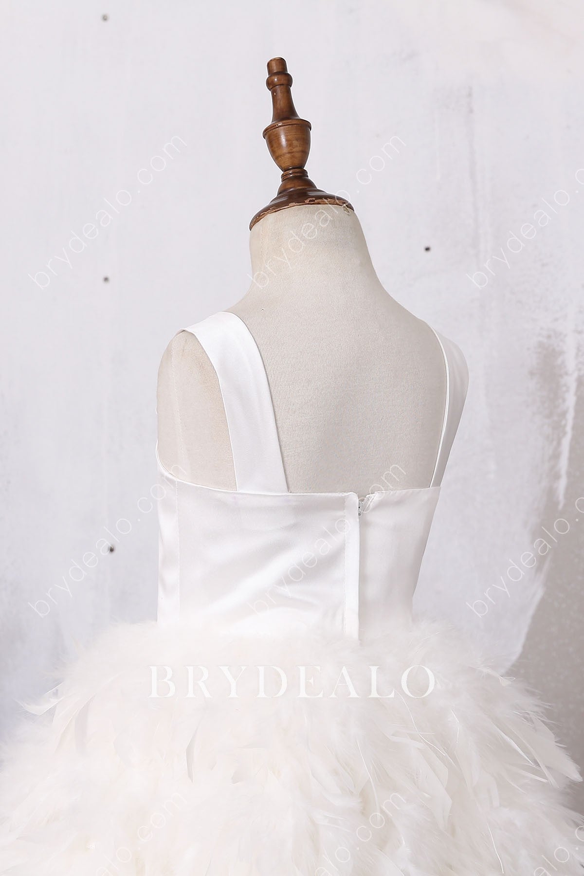 Open Back Designer Feather Flower Girl Dress For Wedding