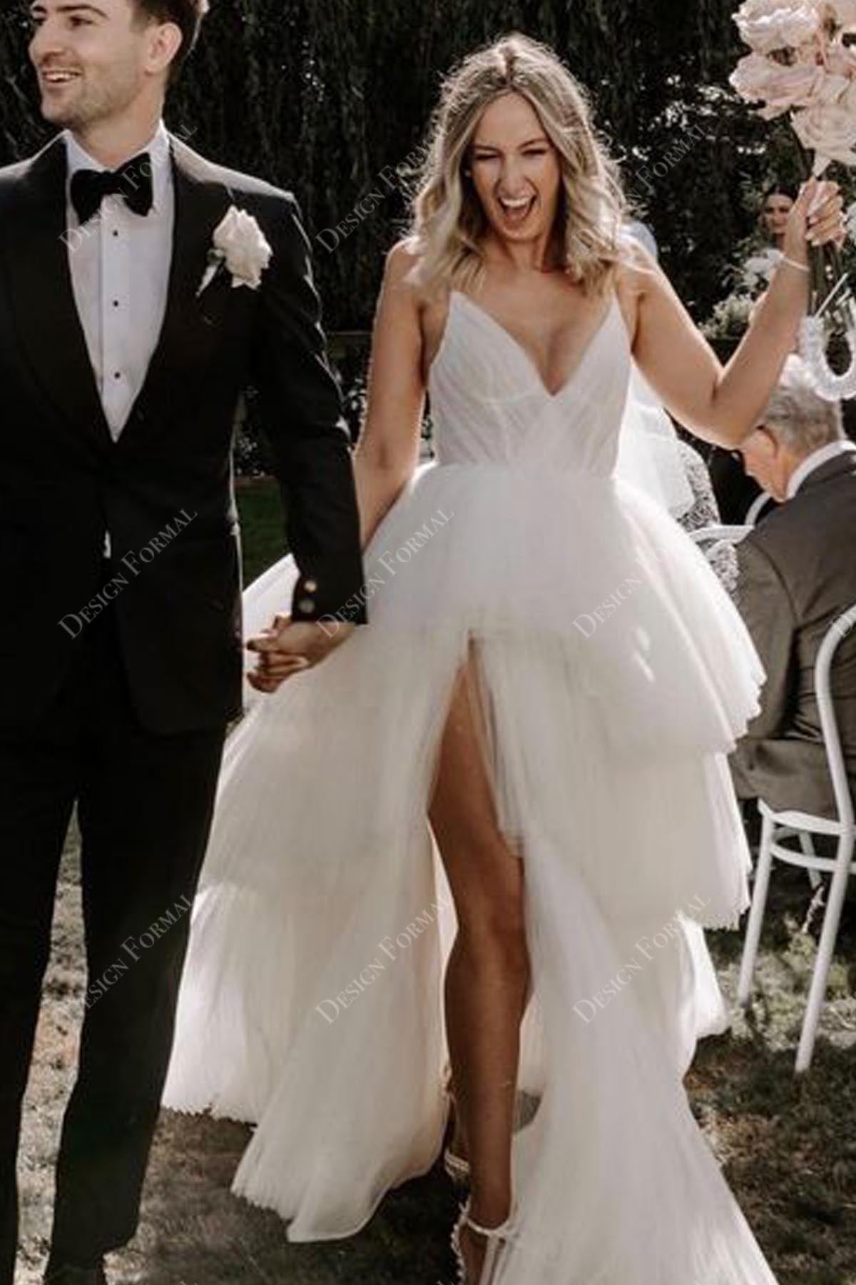 modern tiered tulle princess V-neck wedding gown