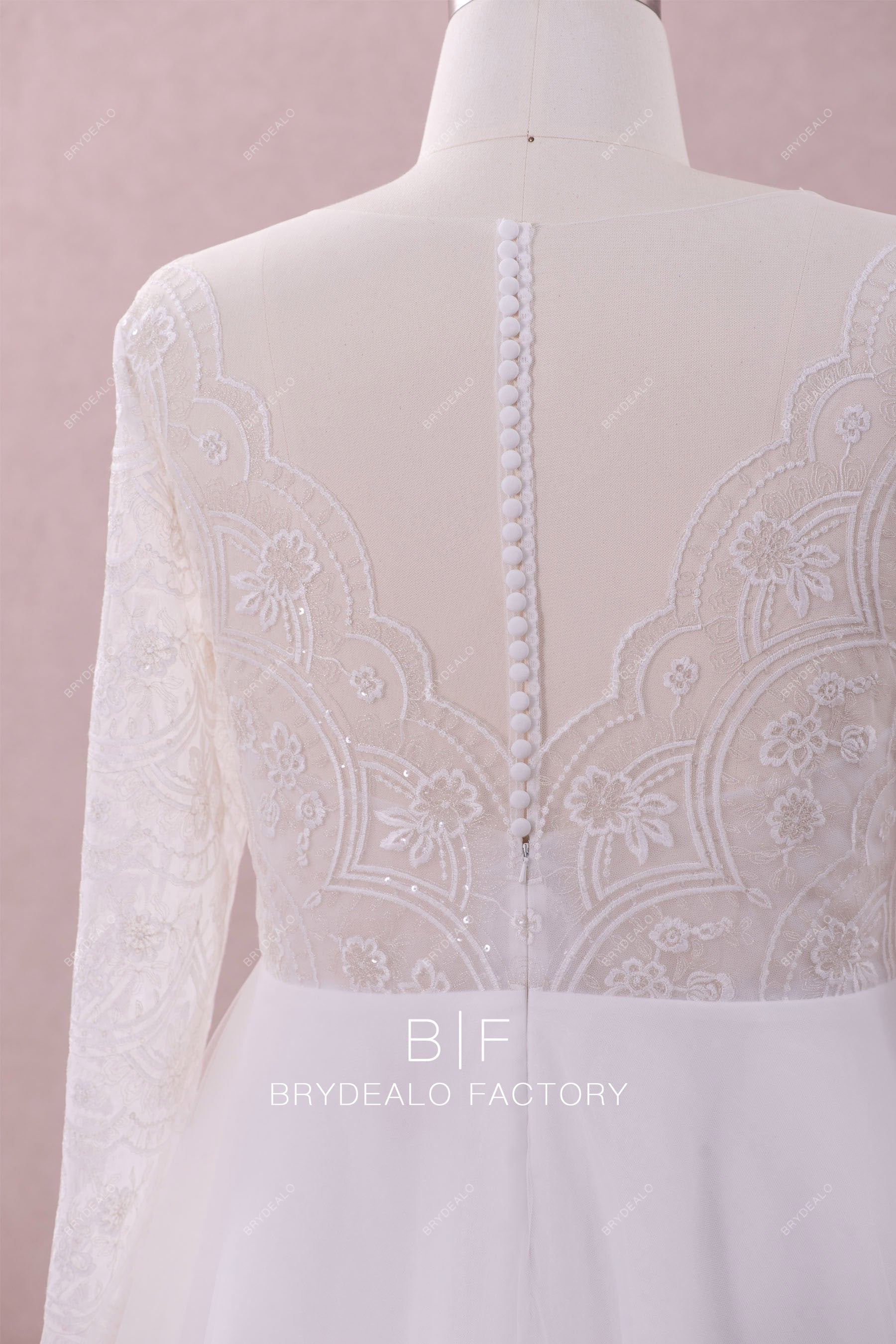 plus size buttoned sheer back lace bridal gown_Brydelao