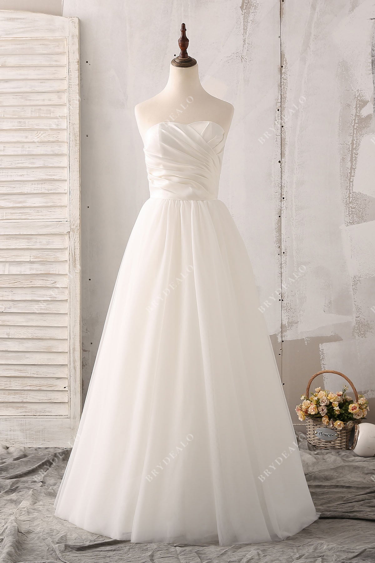 ruched bridal dress Ruched Strapless Satin Vintage Floor Length Tulle Bridal Gown, Black