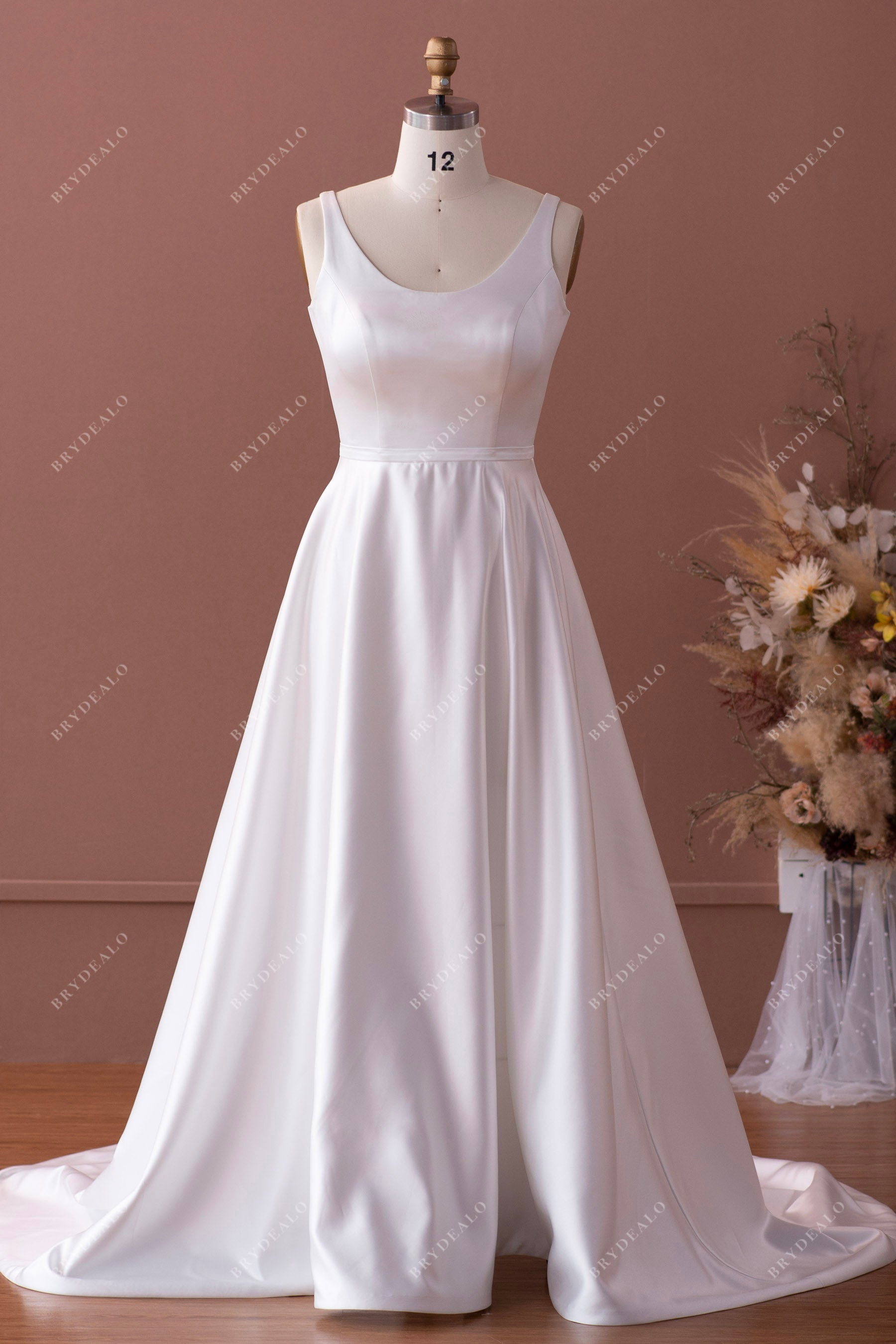 navy blue dress for baby girl Modest A Line Scoop Neck Half Sleeved Full Back Tulle Skirt Spring Wedding  Dress with Sleeves main image 1