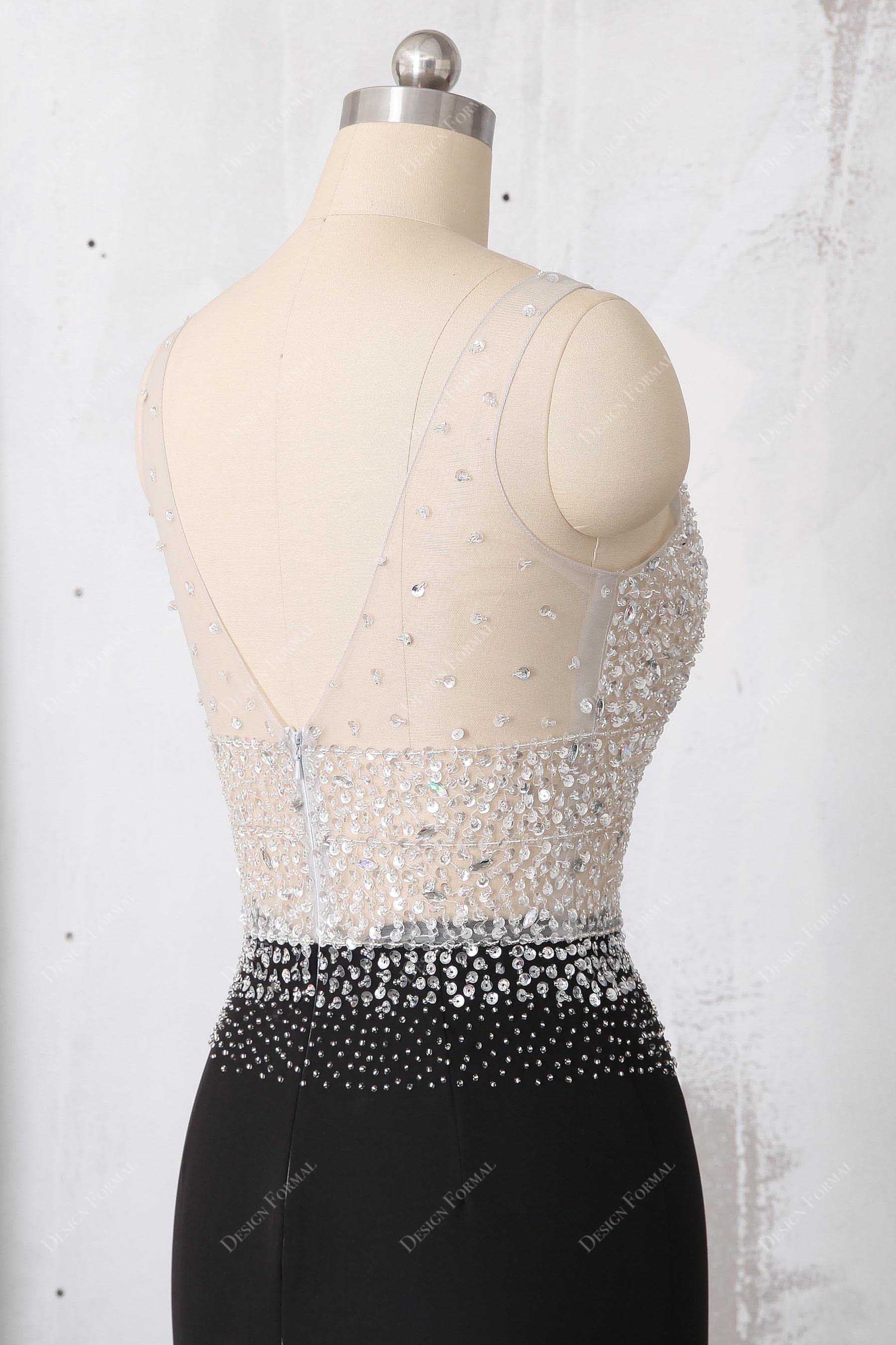 Sleeveless V-back Scattered Beaded Prom Dress