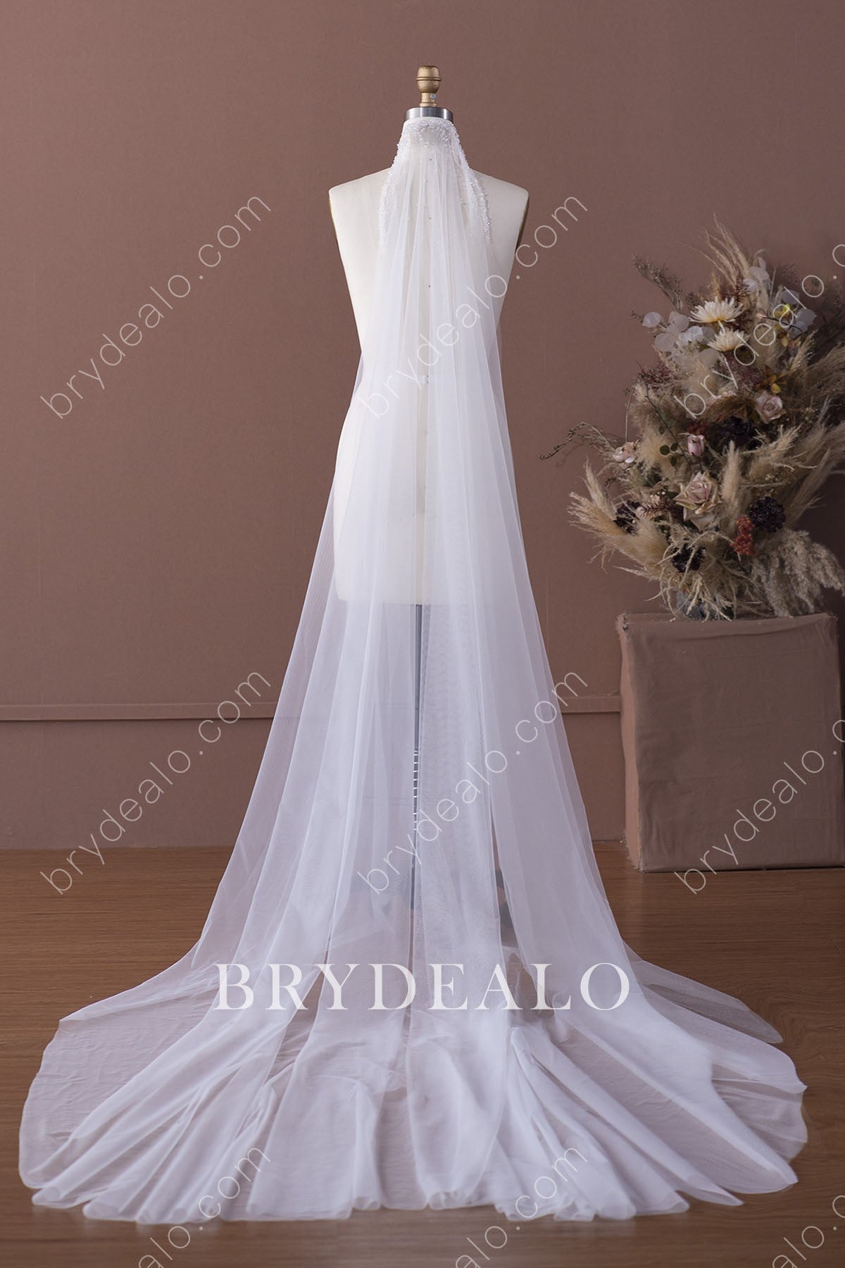 Chic Shimmering Crystal Cathedral Length Comb Wedding Veil display picture 2
