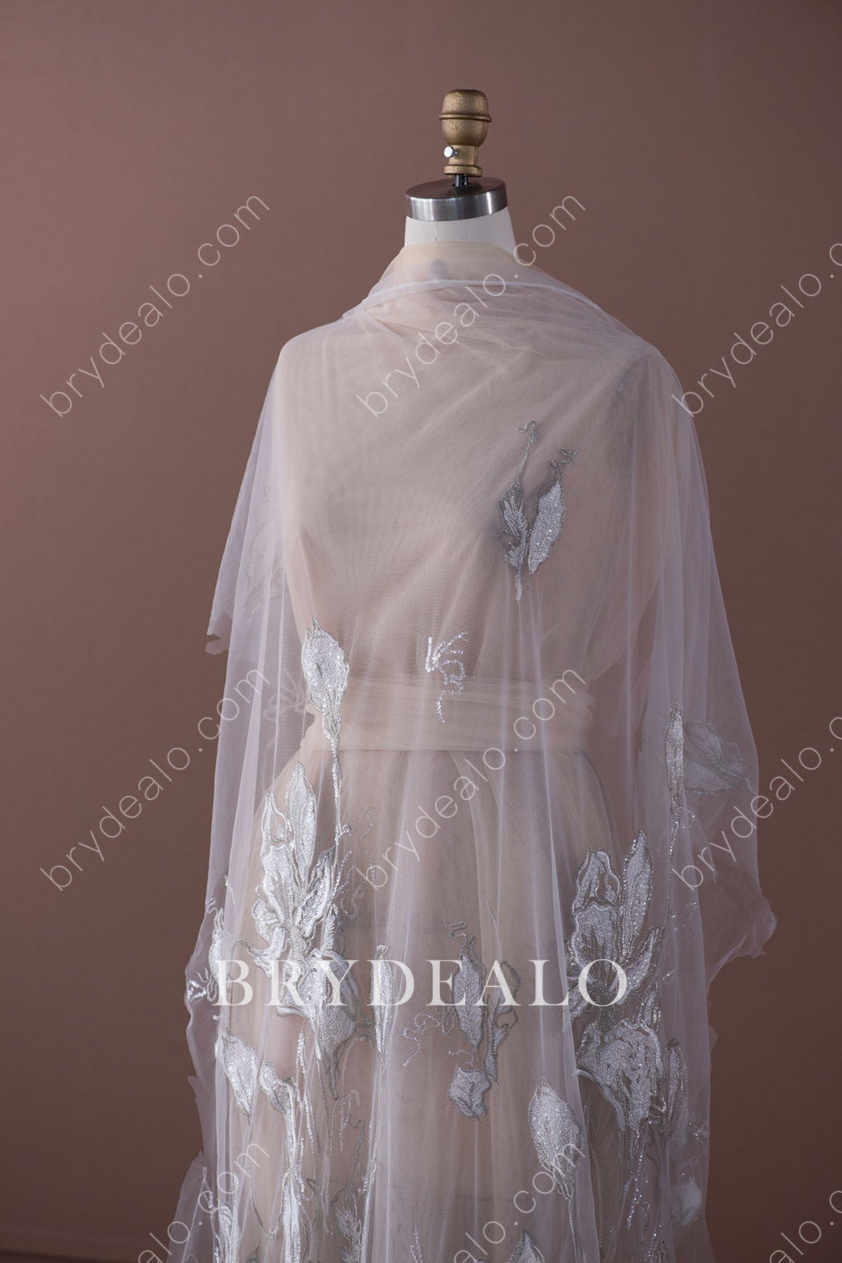 Trendy Shimmery Large Leaf Glitter Bridal Lace Fabric