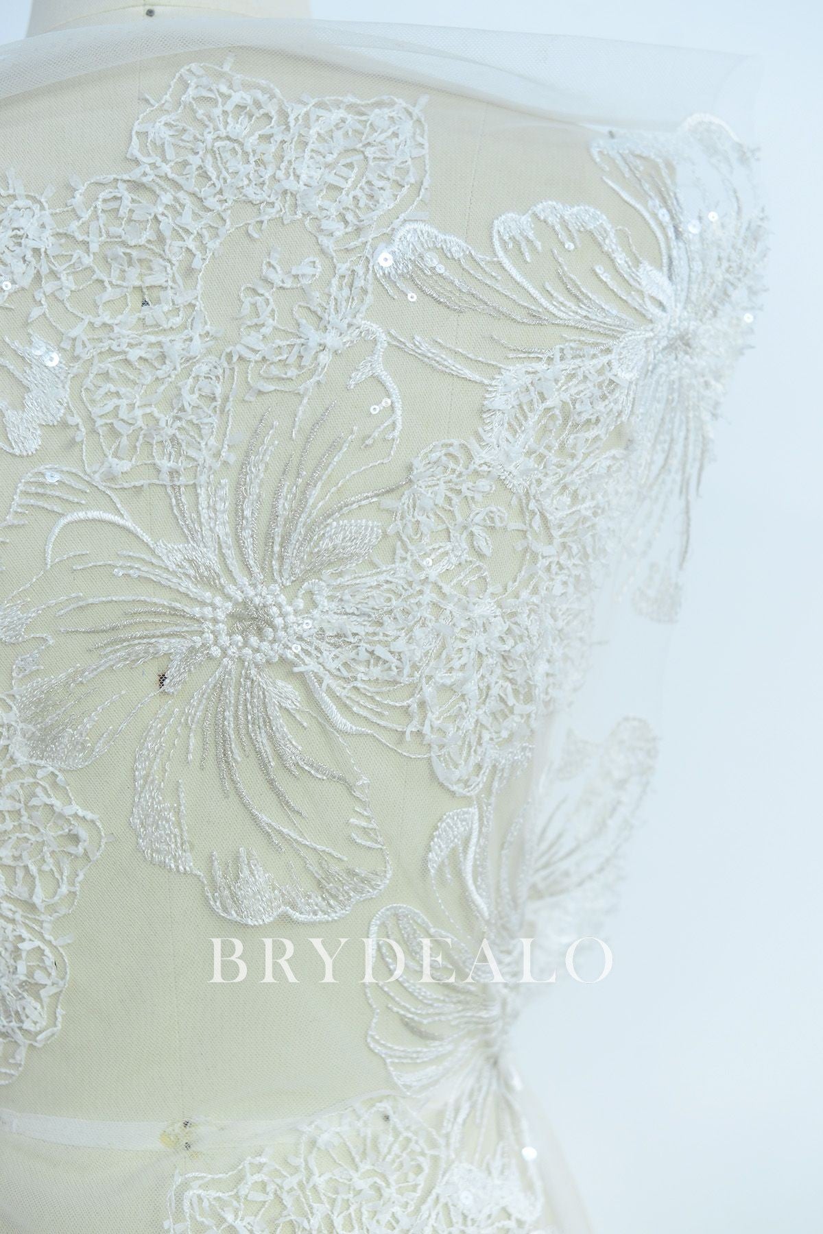 Fashion Shimmery Sequined 3D Flower Bridal Lace Fabric