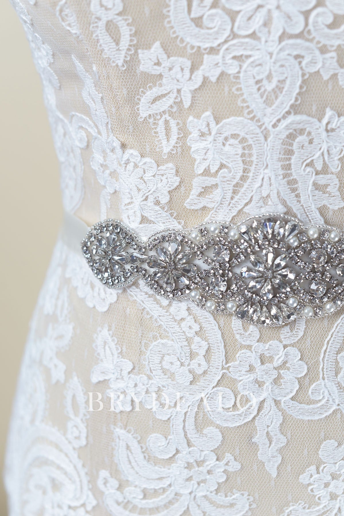 Fine Scalloped Rhinestones Pearls Bridal Sash