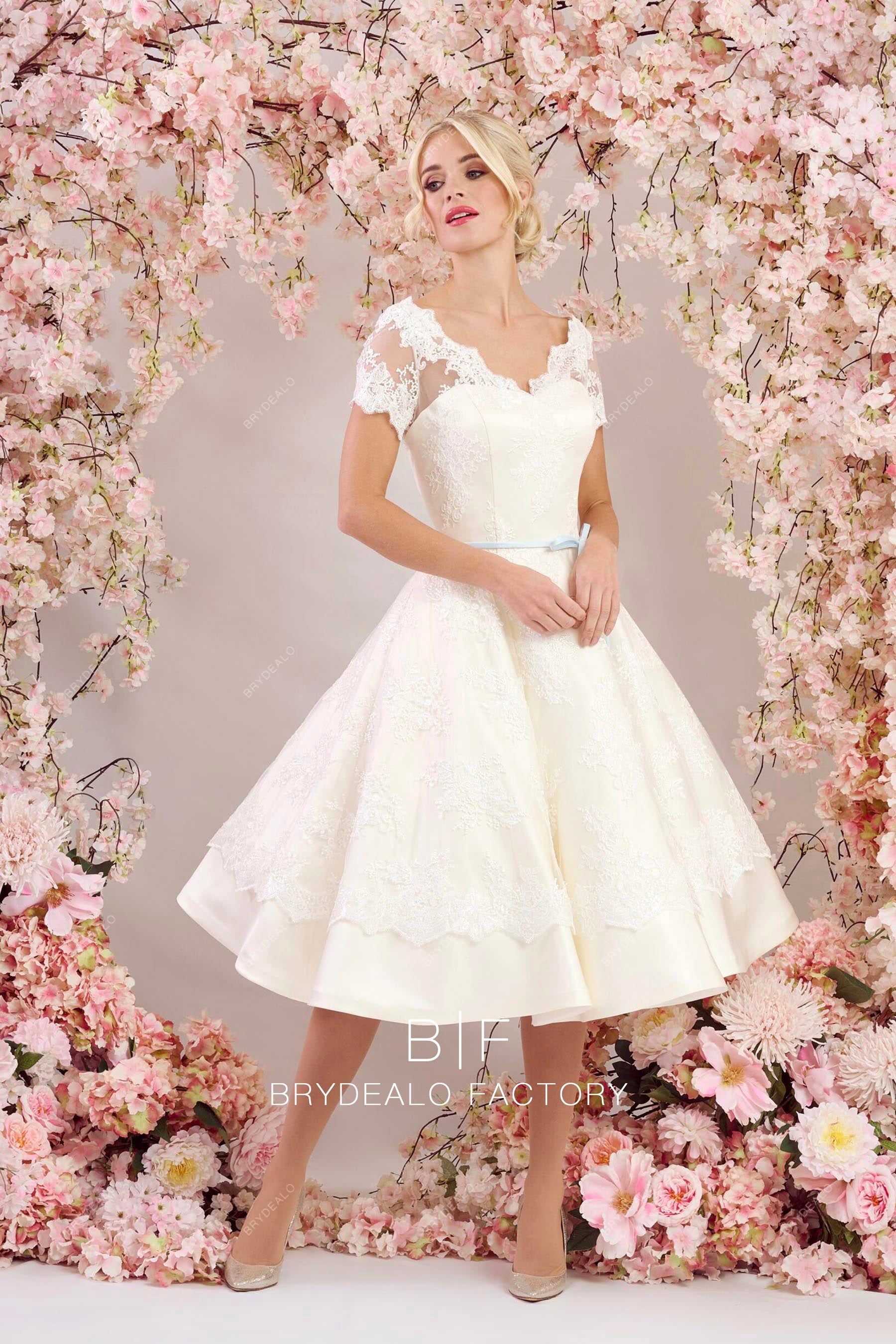 classic short sleeve France lace short wedding dress