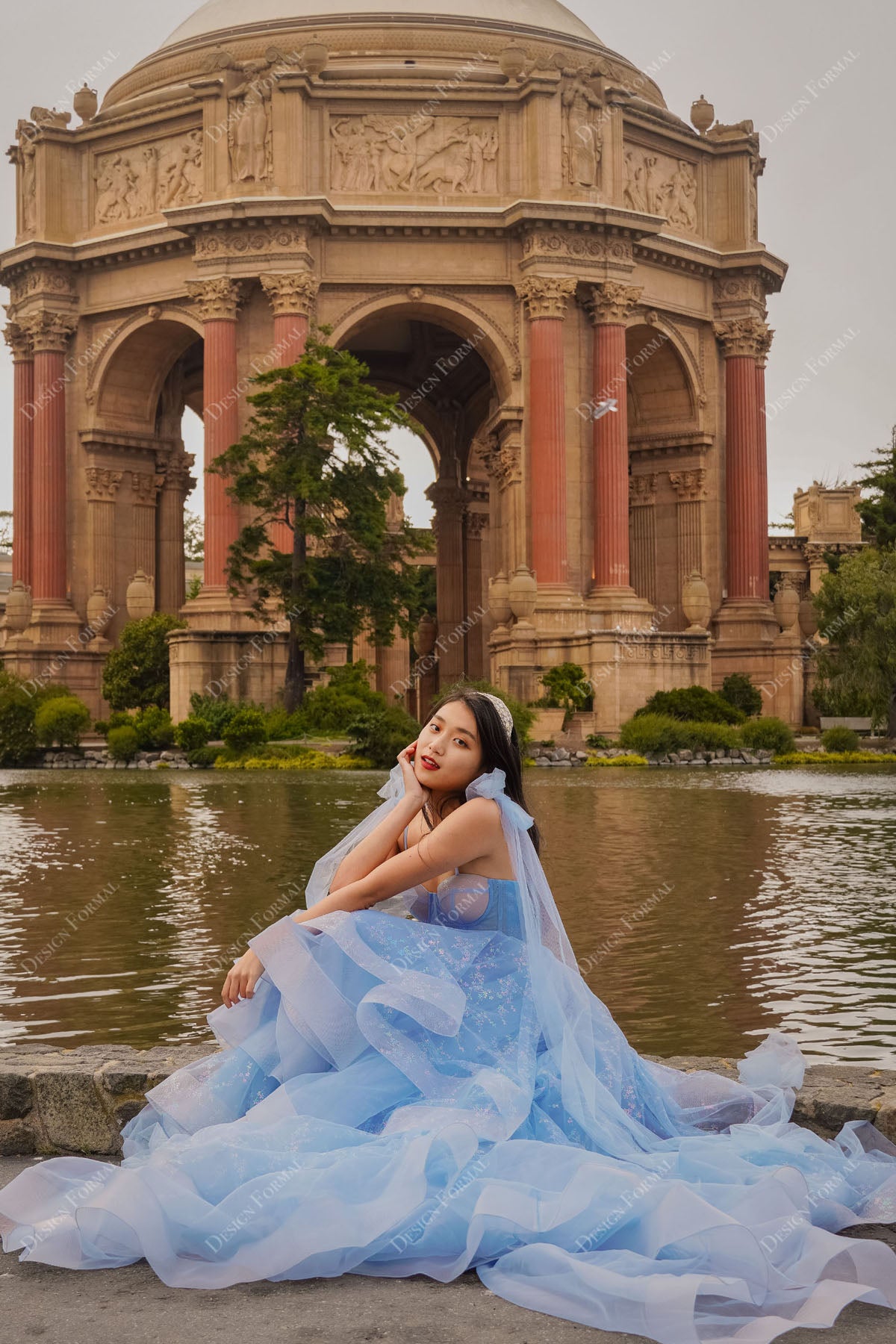 shoulder streamers horsehair corset beach gown