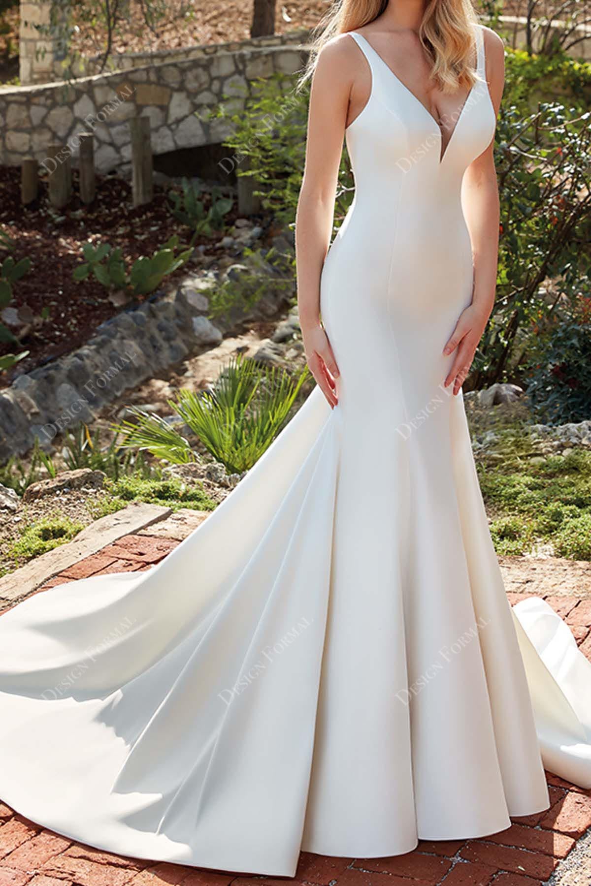 Plunging Sleeveless Satin Mermaid Customized Wedding Gown Plunging Sleeveless Satin Mermaid Customized Wedding Gown