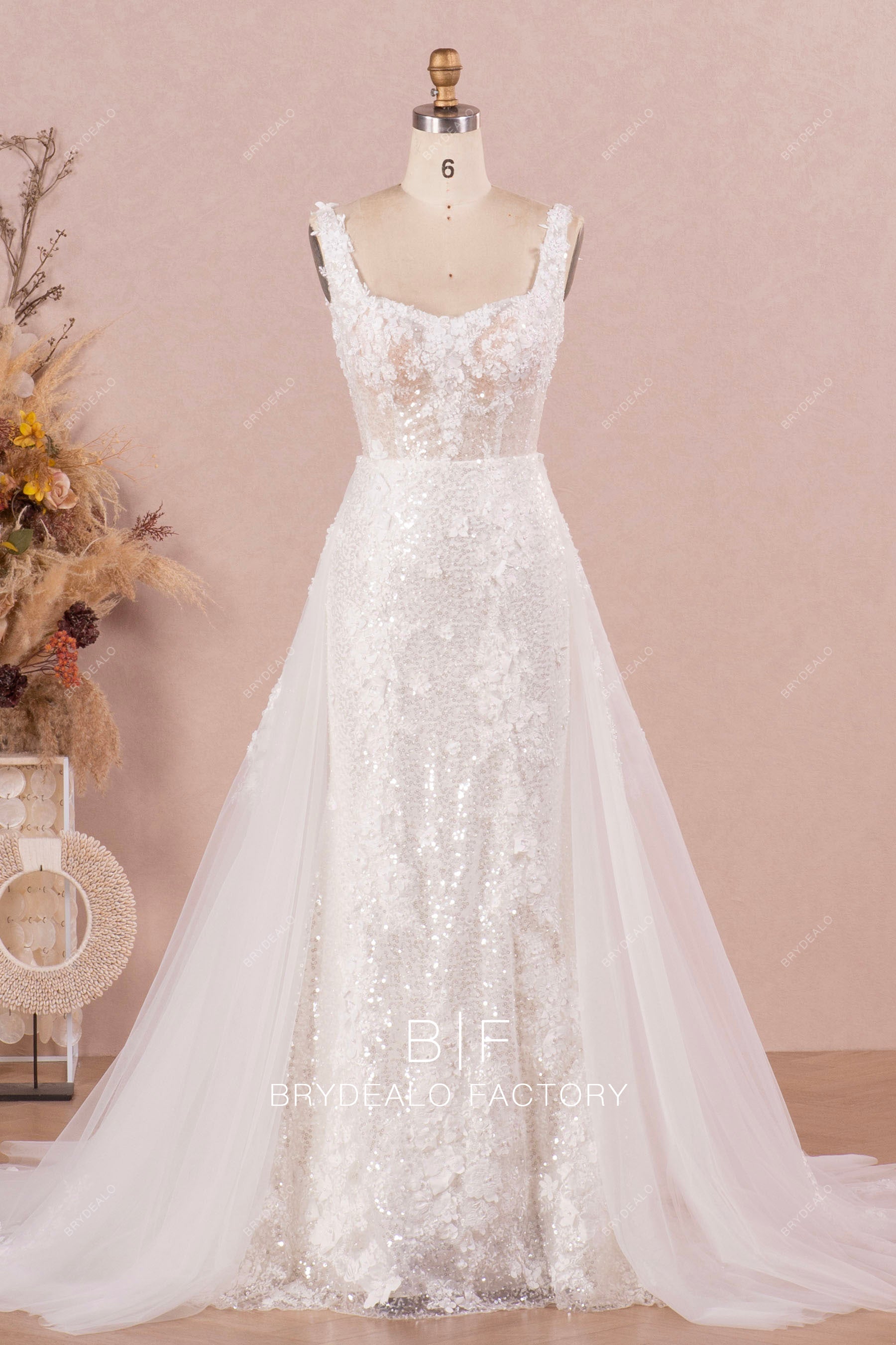 Designer 3D Lace Sweetheart Neck Sequin Mermaid Overskirt Bridal Dress Designer 3D Lace Sweetheart Neck Sequin Mermaid Overskirt Bridal Dress