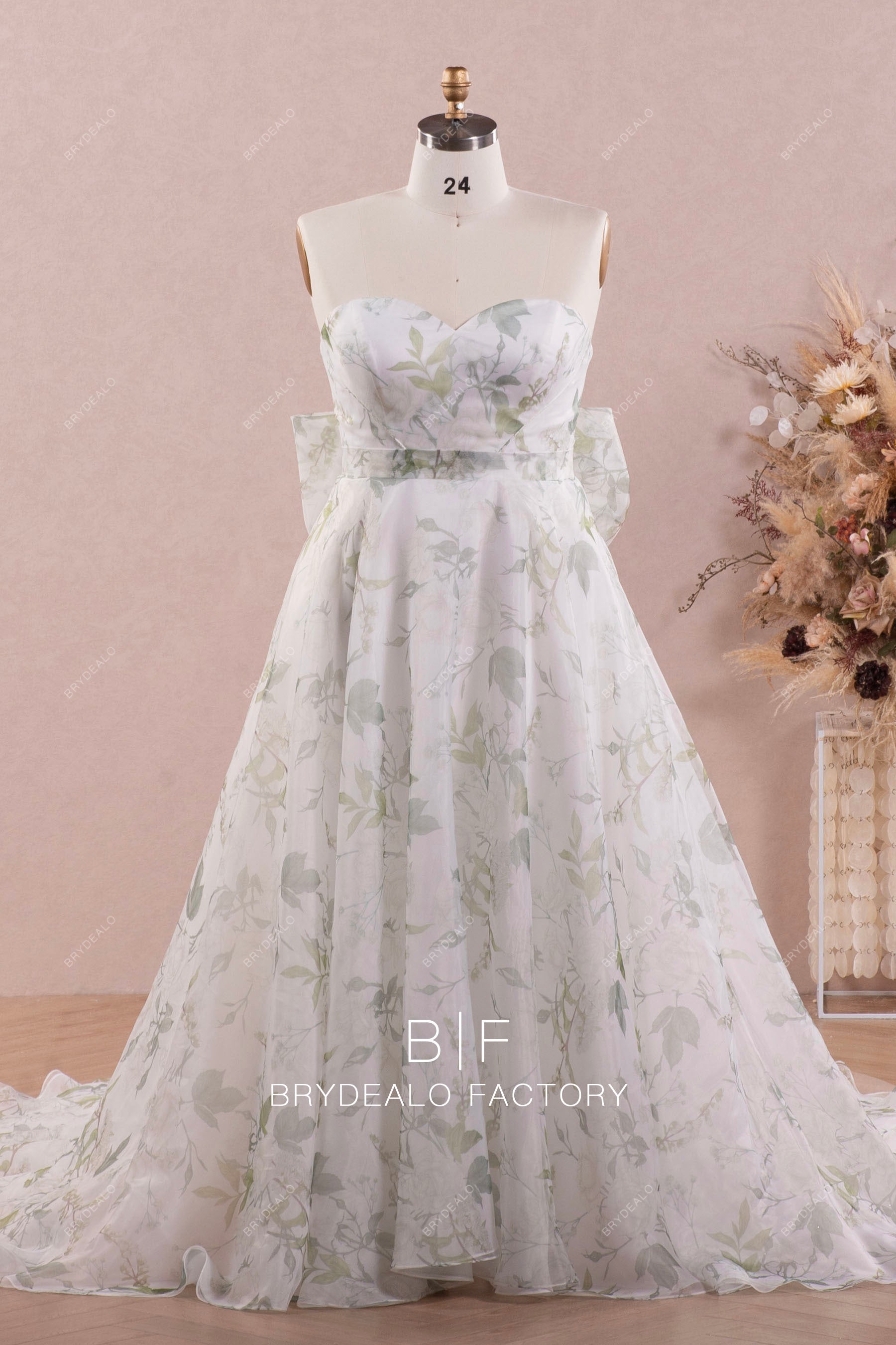 Plus Size Sweetheart Neck Strapless Boho Print A-Line Bridal Dress Plus Size Sweetheart Neck Strapless Boho Print A-Line Bridal Dress