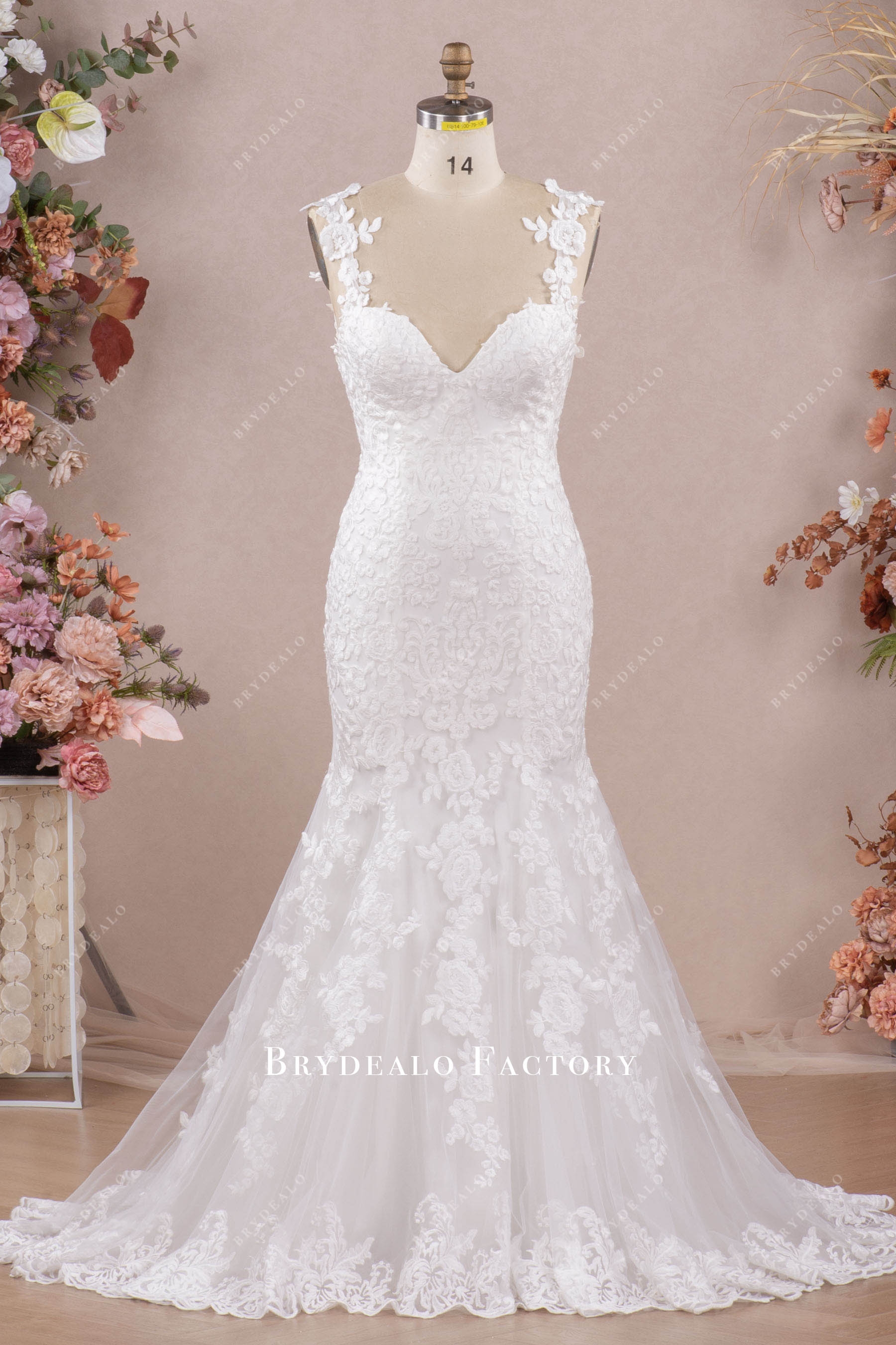 Gorgeous Lace Sweetheart Neck Elegant Mermaid Bridal Dress Gorgeous Lace Sweetheart Neck Elegant Mermaid Bridal Dress