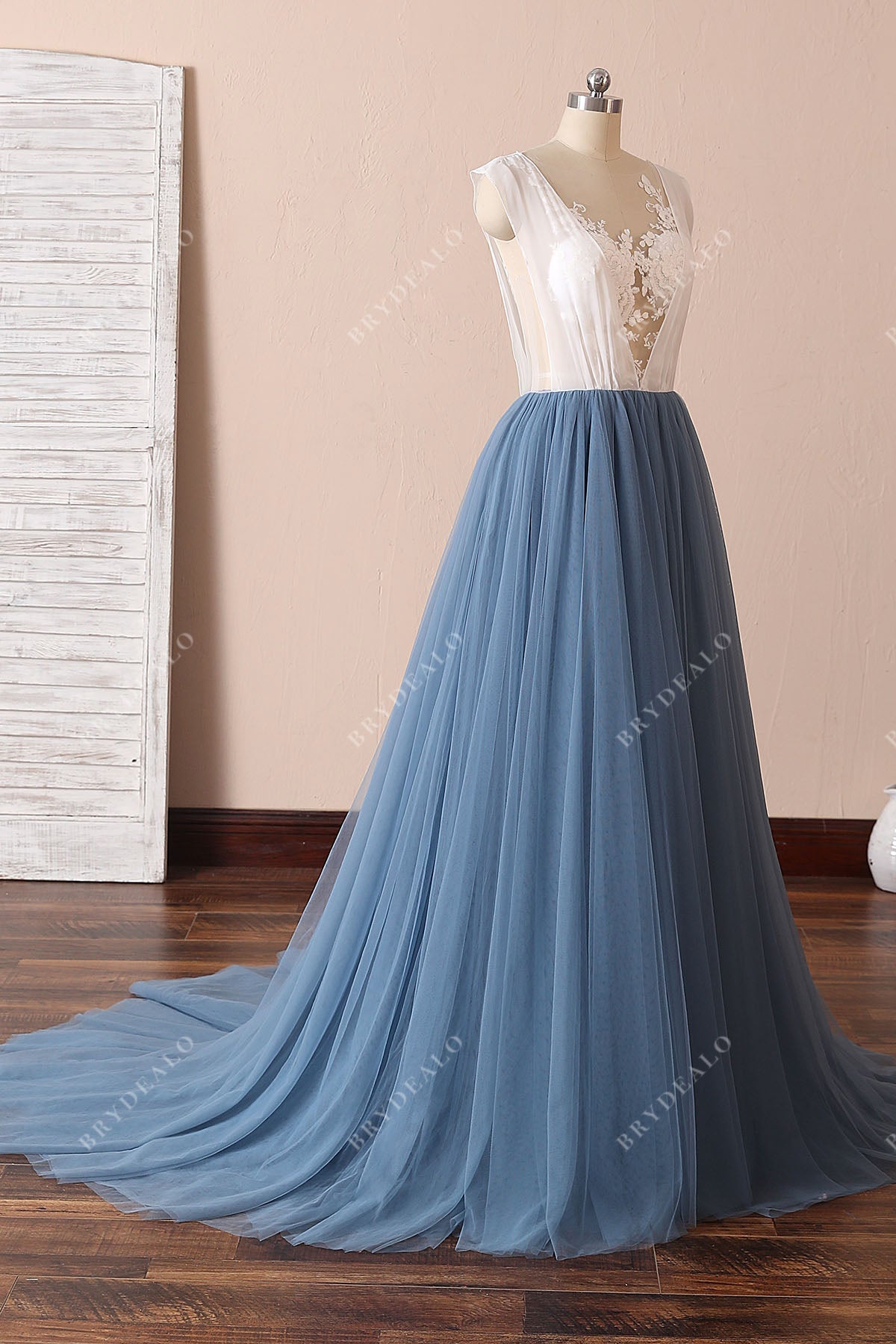 sleeveless A-line tulle chapel train destination wedding gown