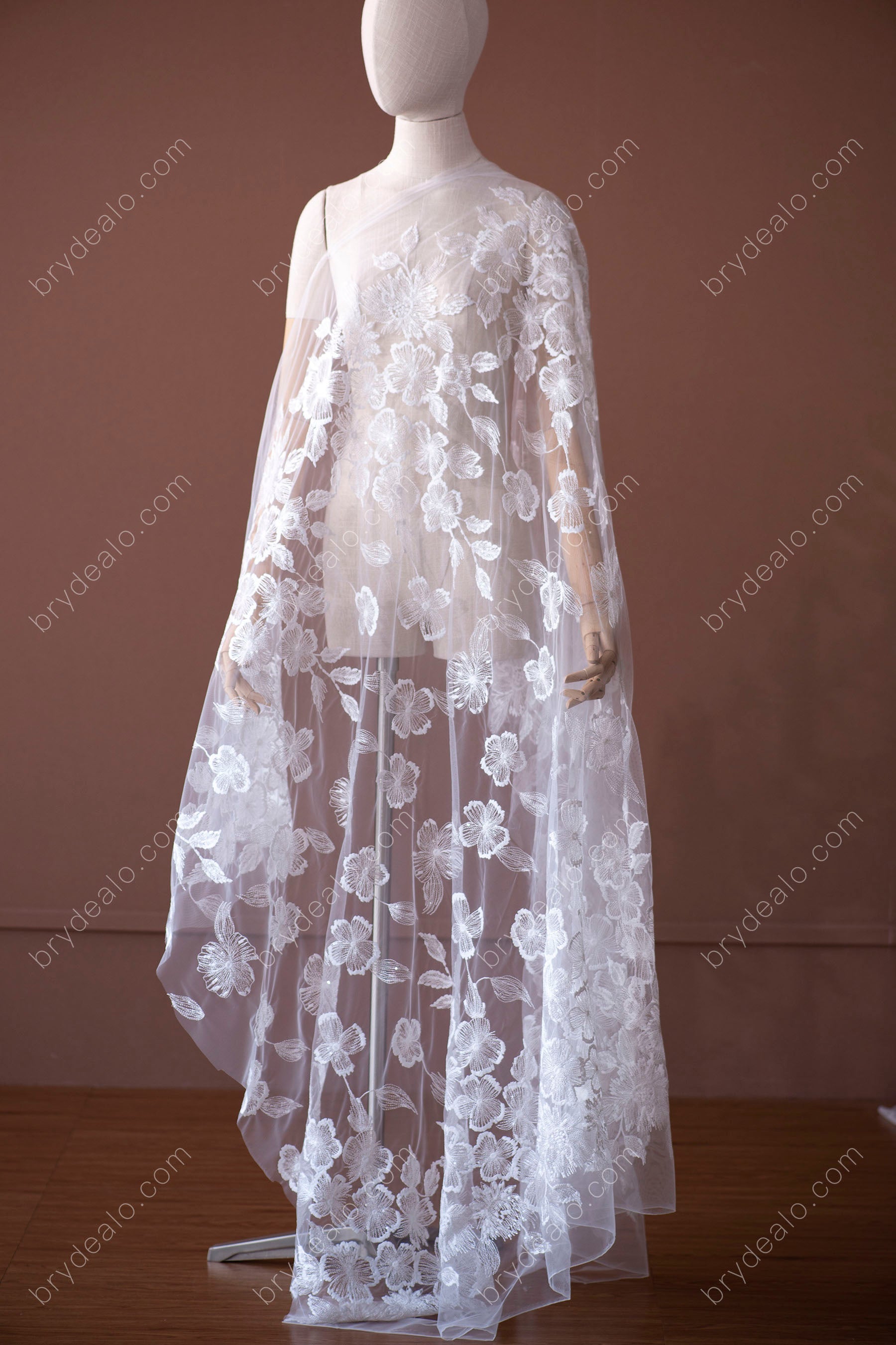 Trendy Sequins Floral Bridal Lace Fabric By the Yard Trendy Sequins Floral Bridal Lace Fabric By the Yard