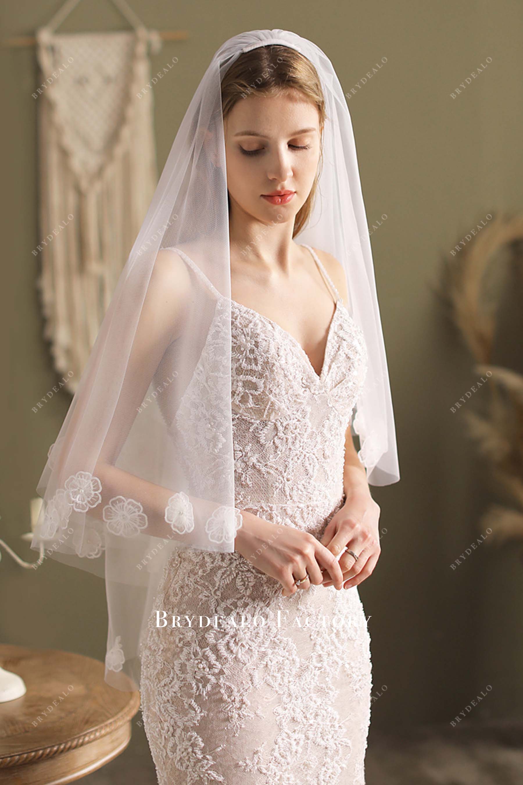 3d lace appliques bridal veil