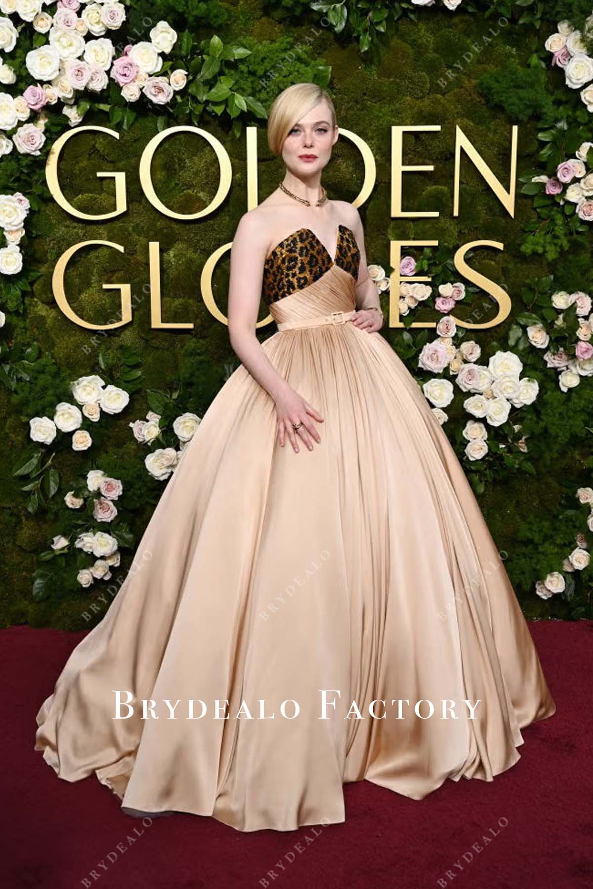 Elle Fanning strapless 2025 Golden Globes red carpet dress