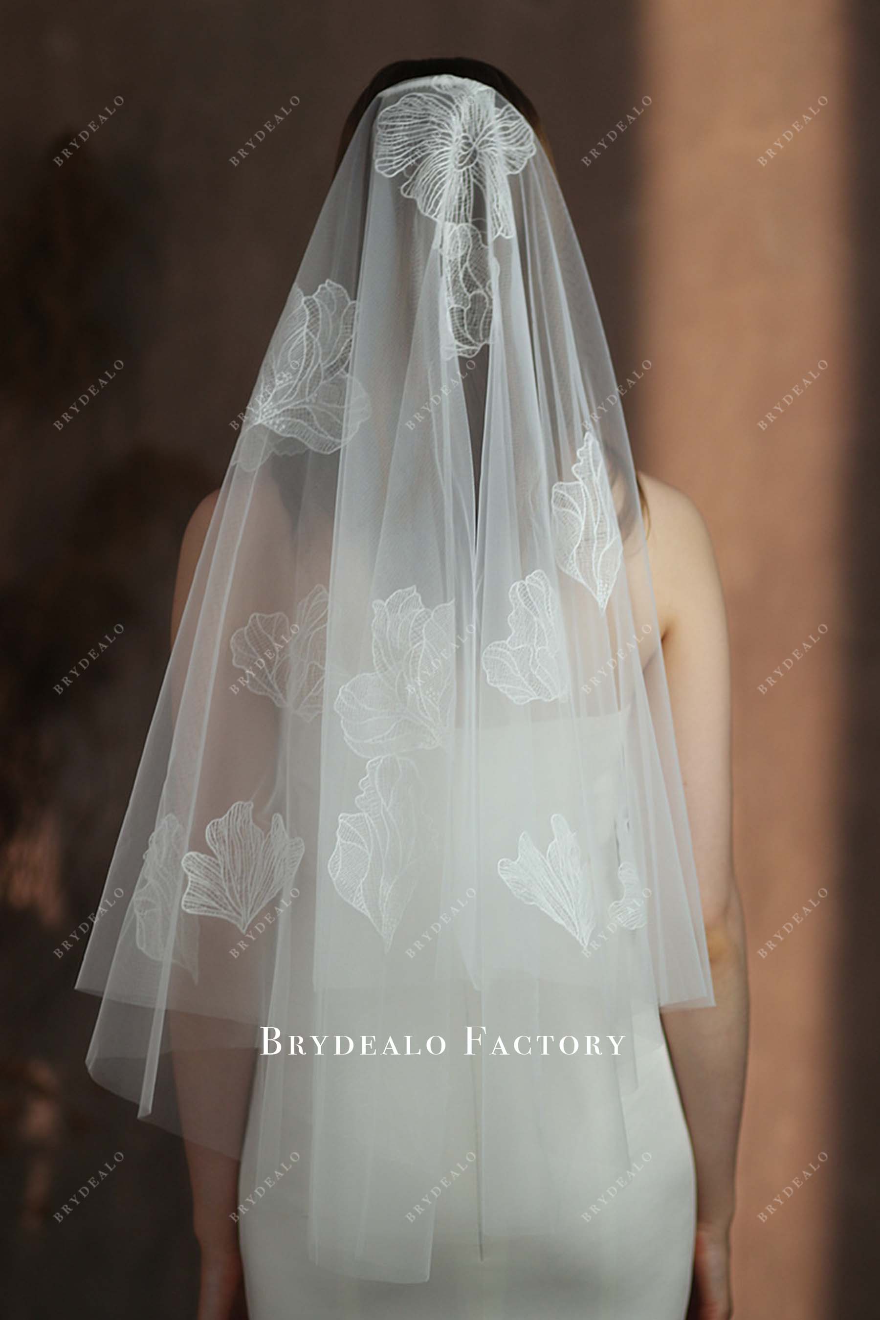 fingertip length tulle bridal veil