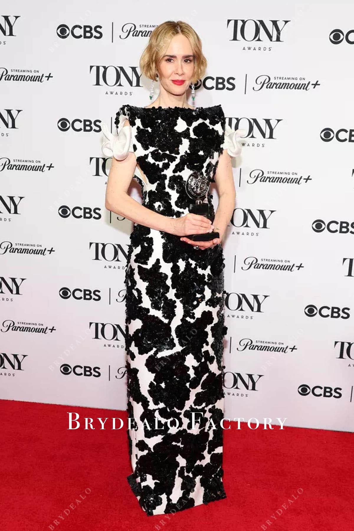 Sarah Paulson 2024 Tony Awards sequin dress