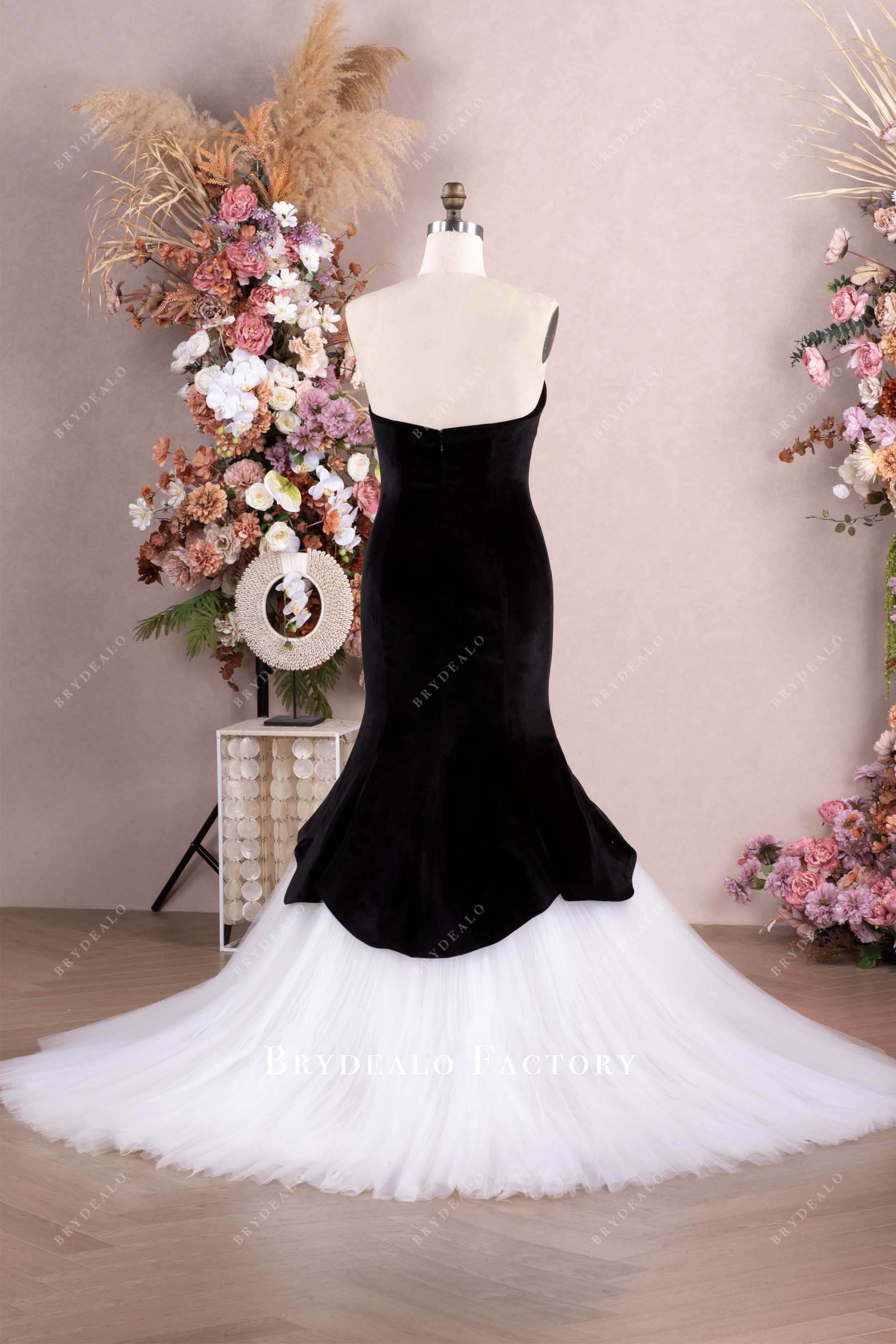 black velvet white tulle trumpet wedding dress