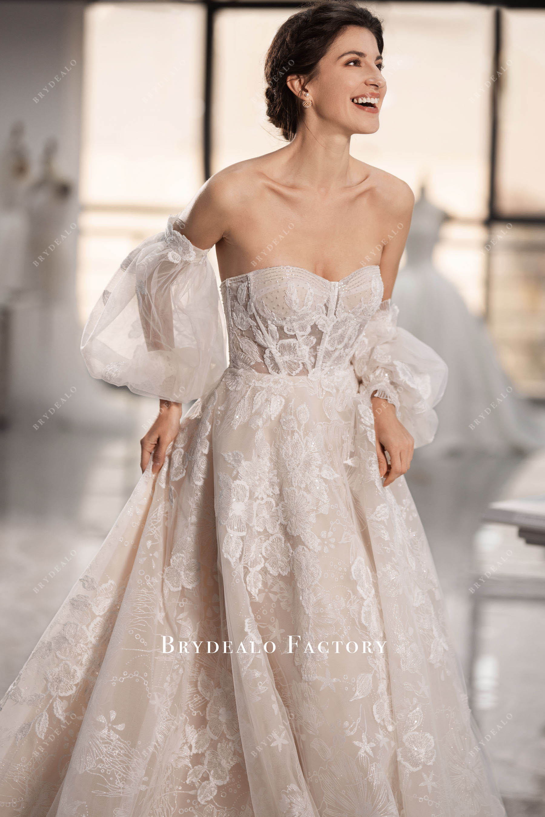 bubble sleeves beaded sweetheart neck wedding dress