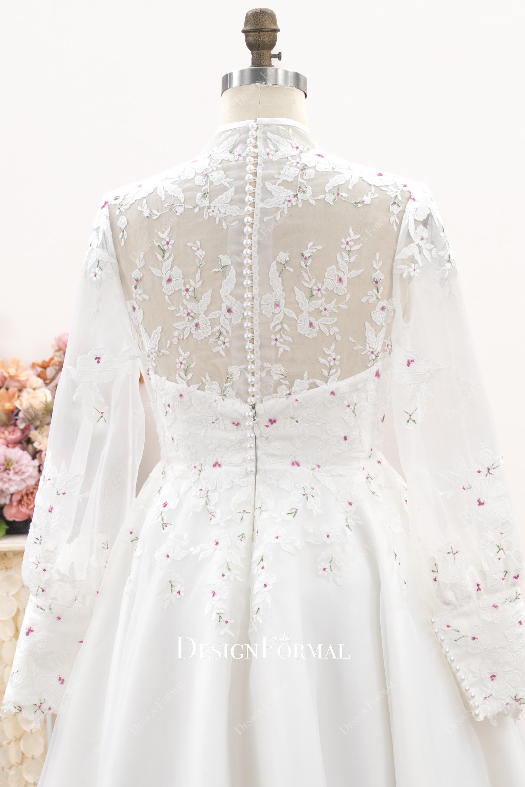 buttons up closure lace wedding dress