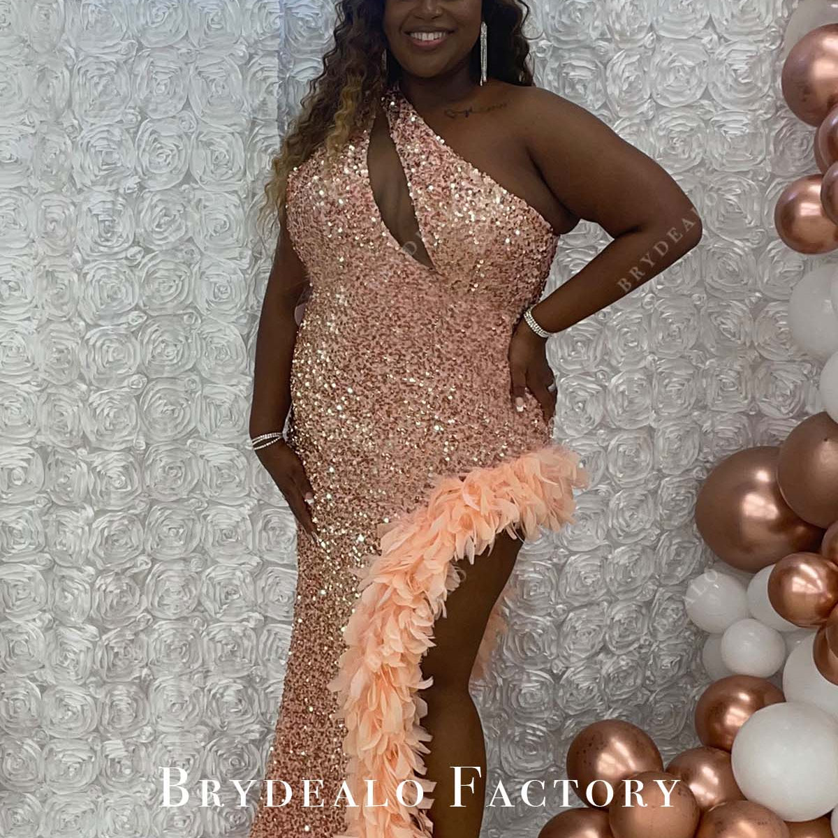 Sexy Champagne Gold Shimmer Plus Size Long Luxury Birthday Party Dress Sexy Champagne Gold Shimmer Plus Size Long Luxury Birthday Party Dress