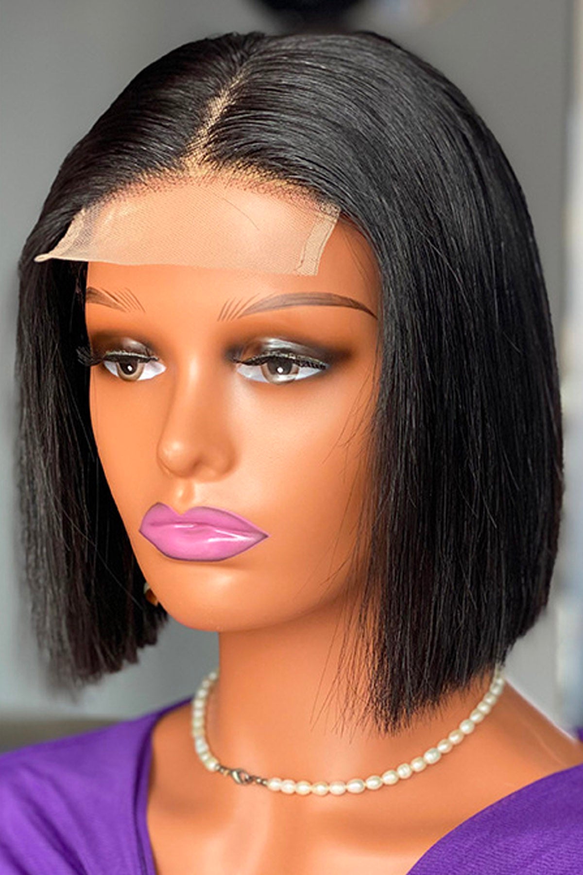 chin length straight wig