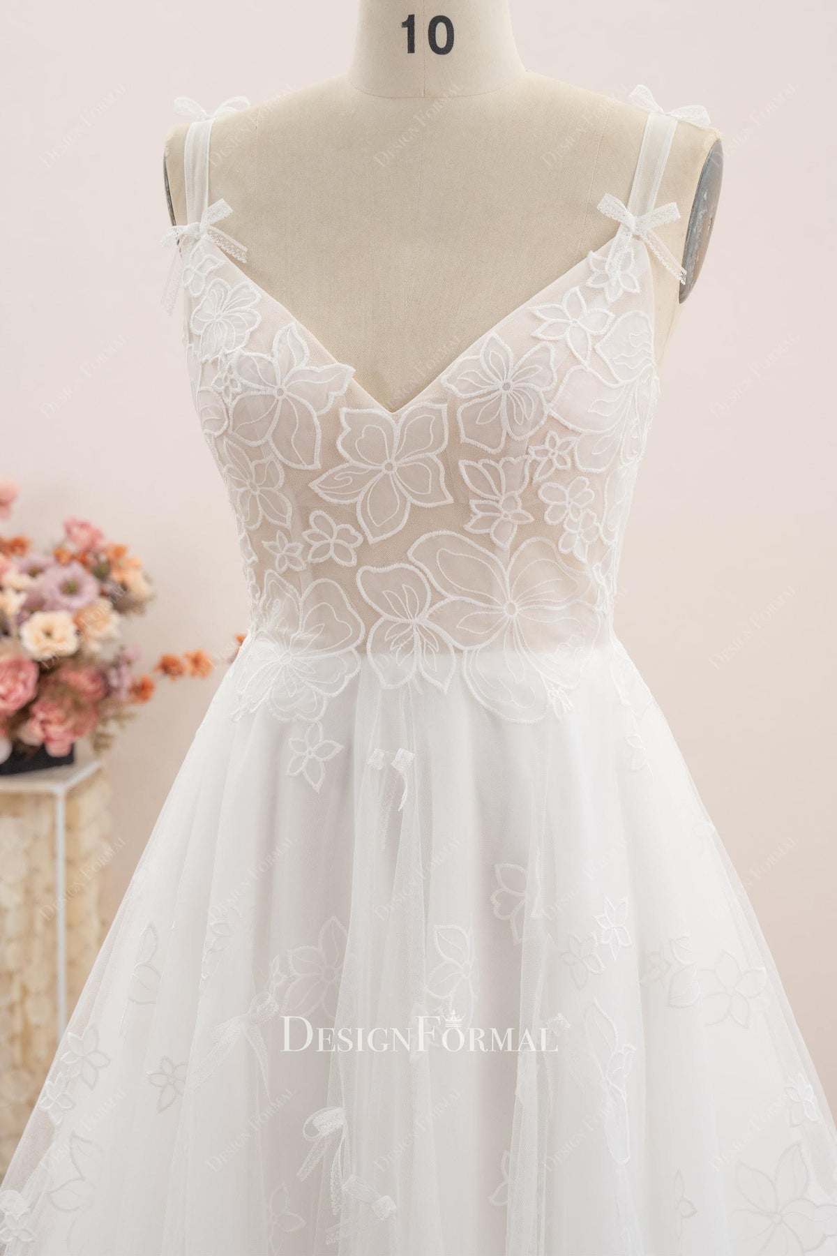 clean flower lace v neck wedding dress