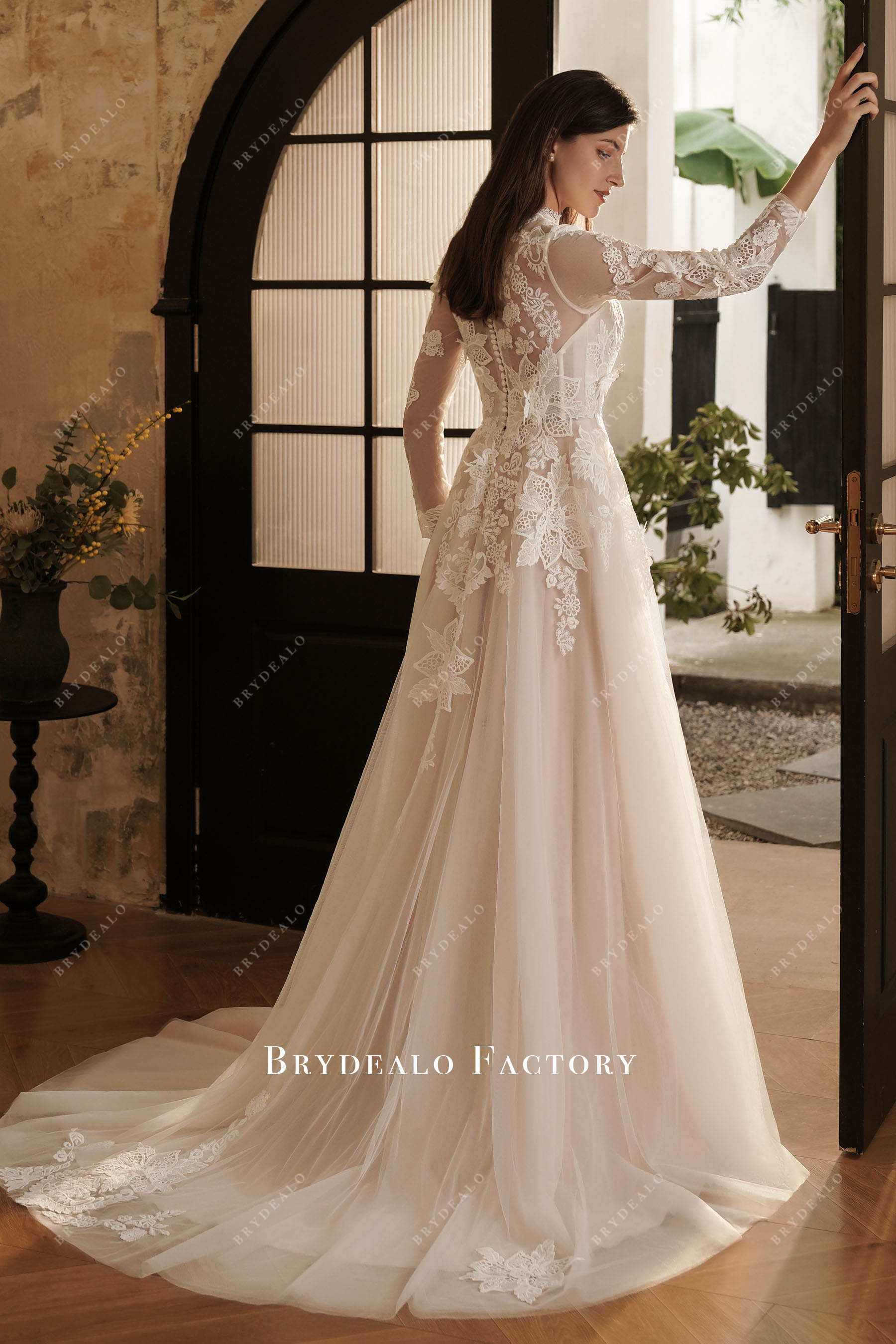 court train wedding dress