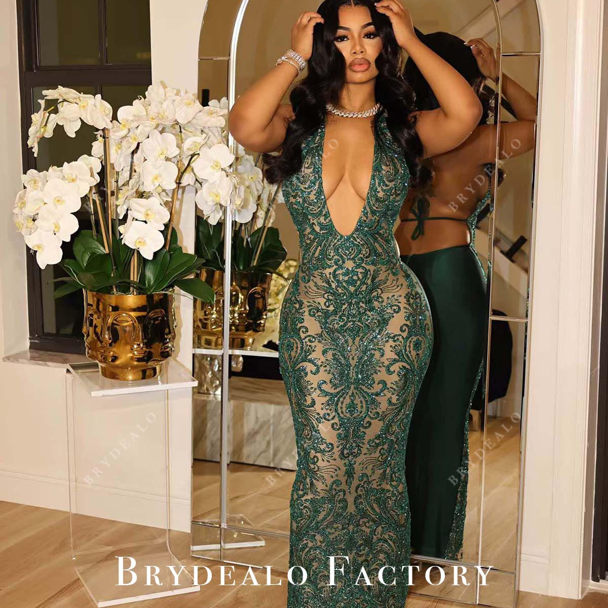 Green Sequined Plunging Neck Floor Length Sheath Prom Dress
