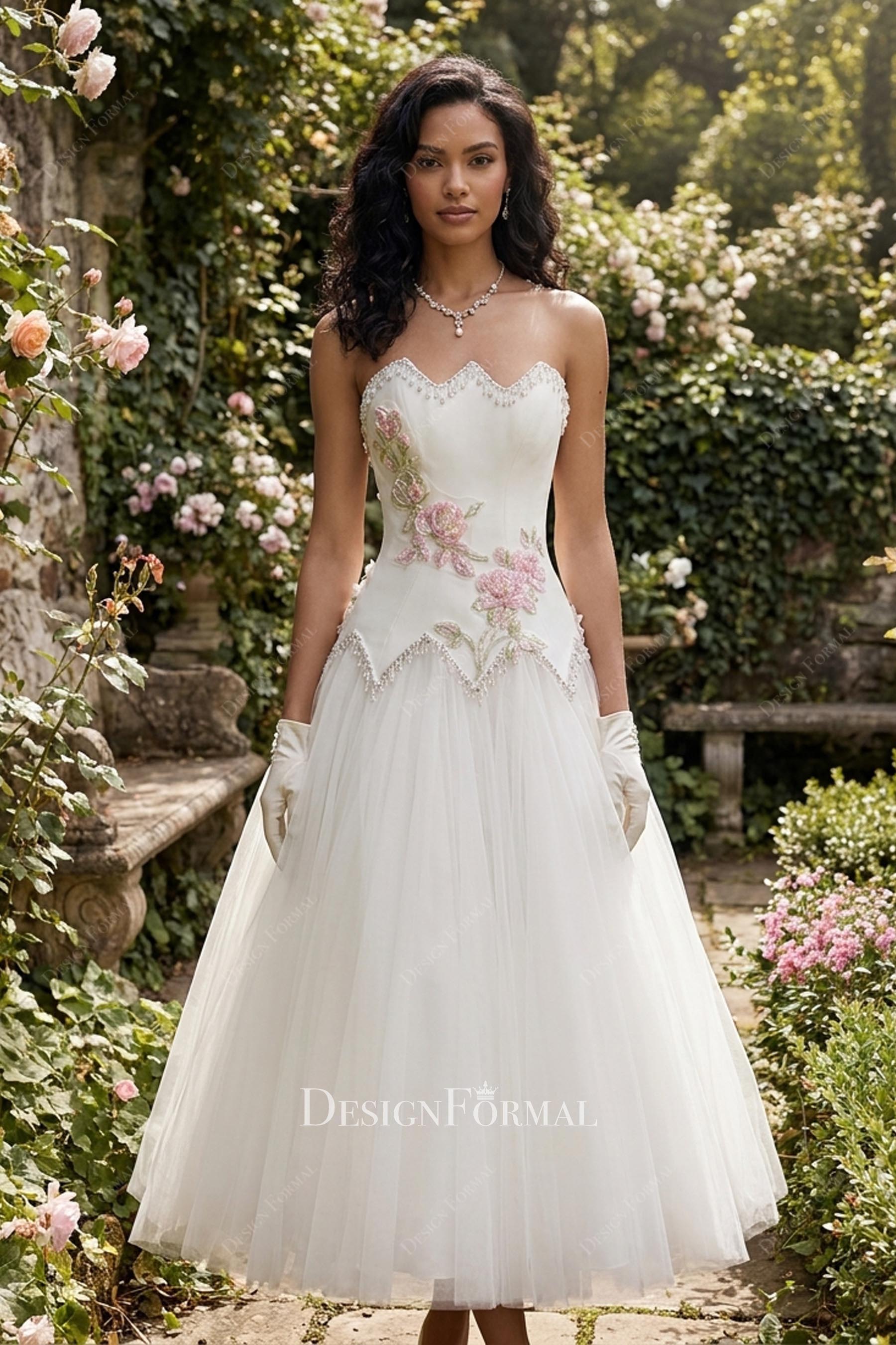 delicate lace strapless wedding dress