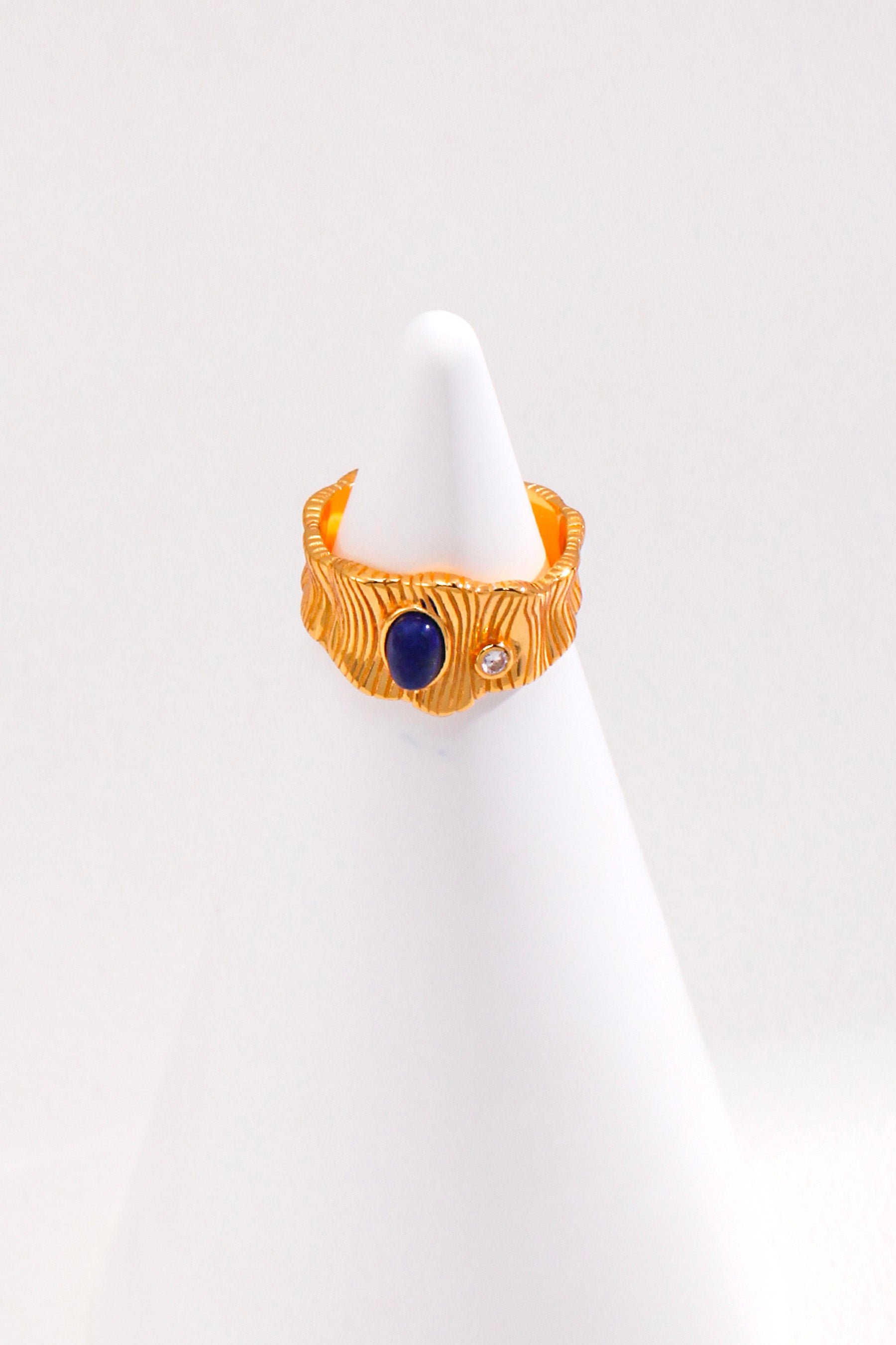 designer gold aquamarine ring