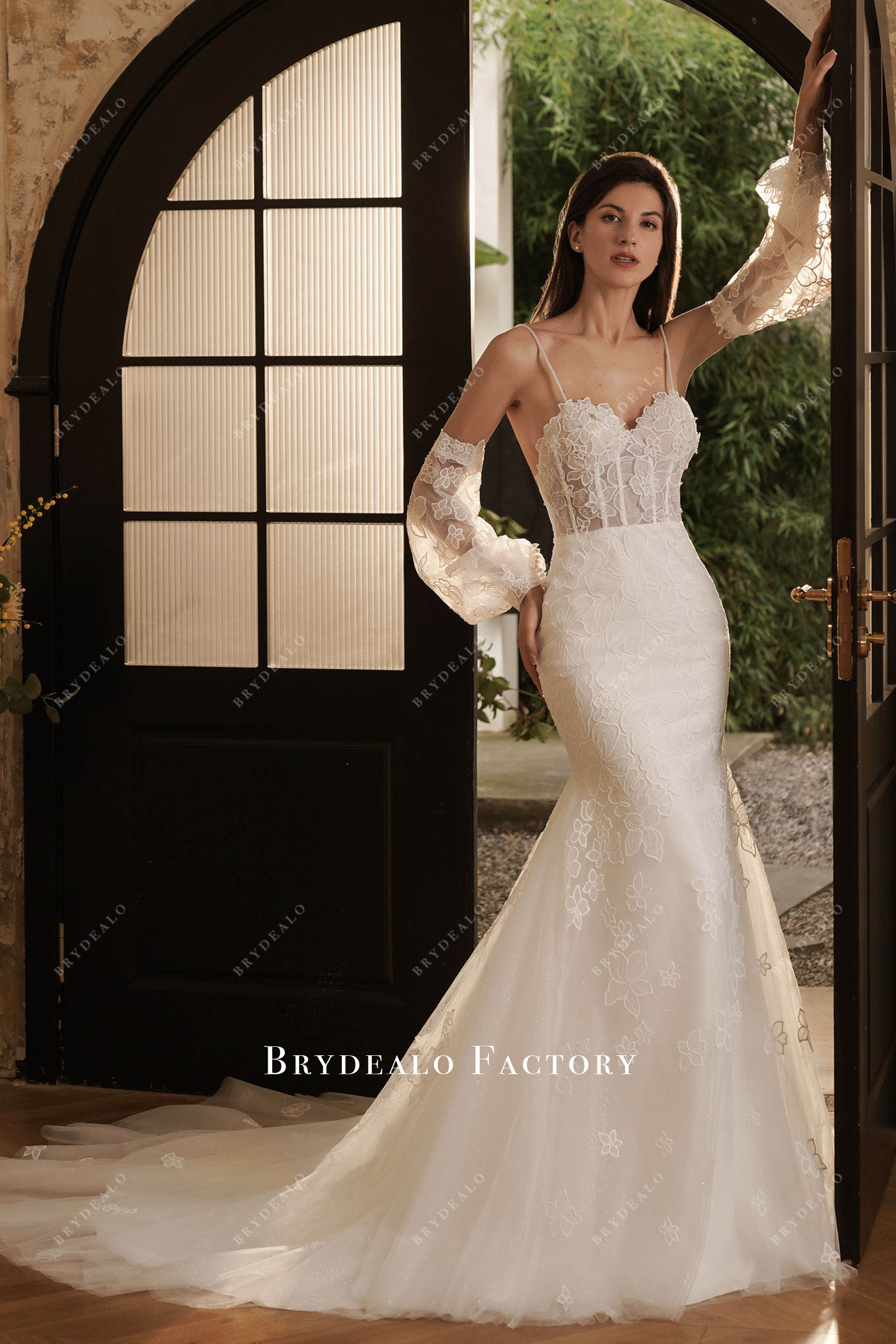 detachable bubble sleeve wedding dress