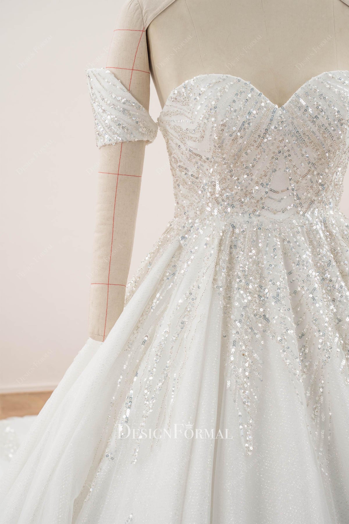 detachable off the shoulder sleeves wedding dress