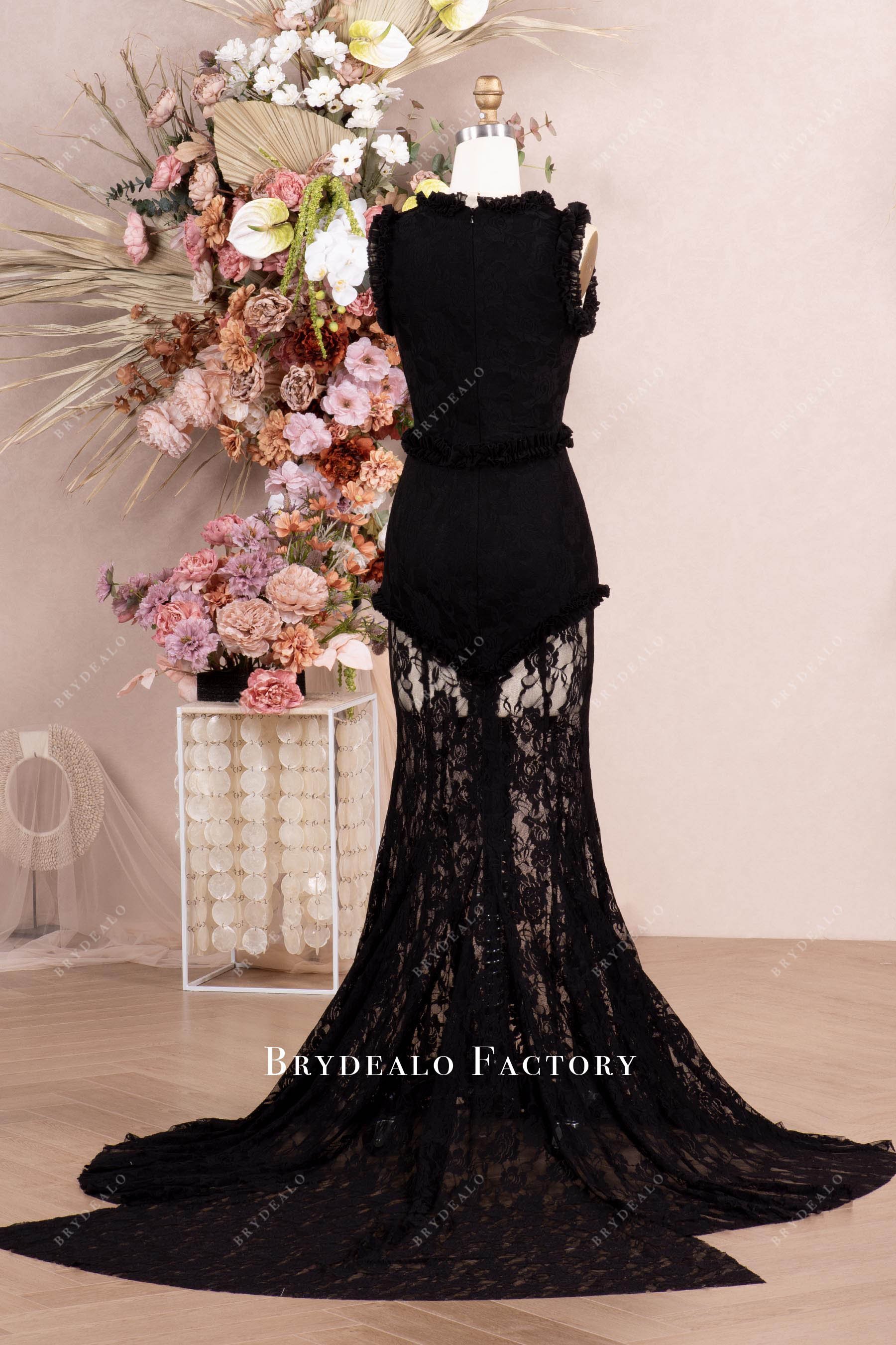 Elegant Black Floral Lace Sleeveless Mermaid Celebrity Formal Dress