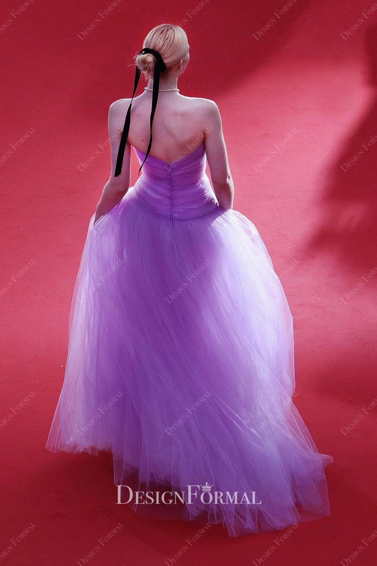 Elle Fanning 2017 backless Cannes Film Festival dress