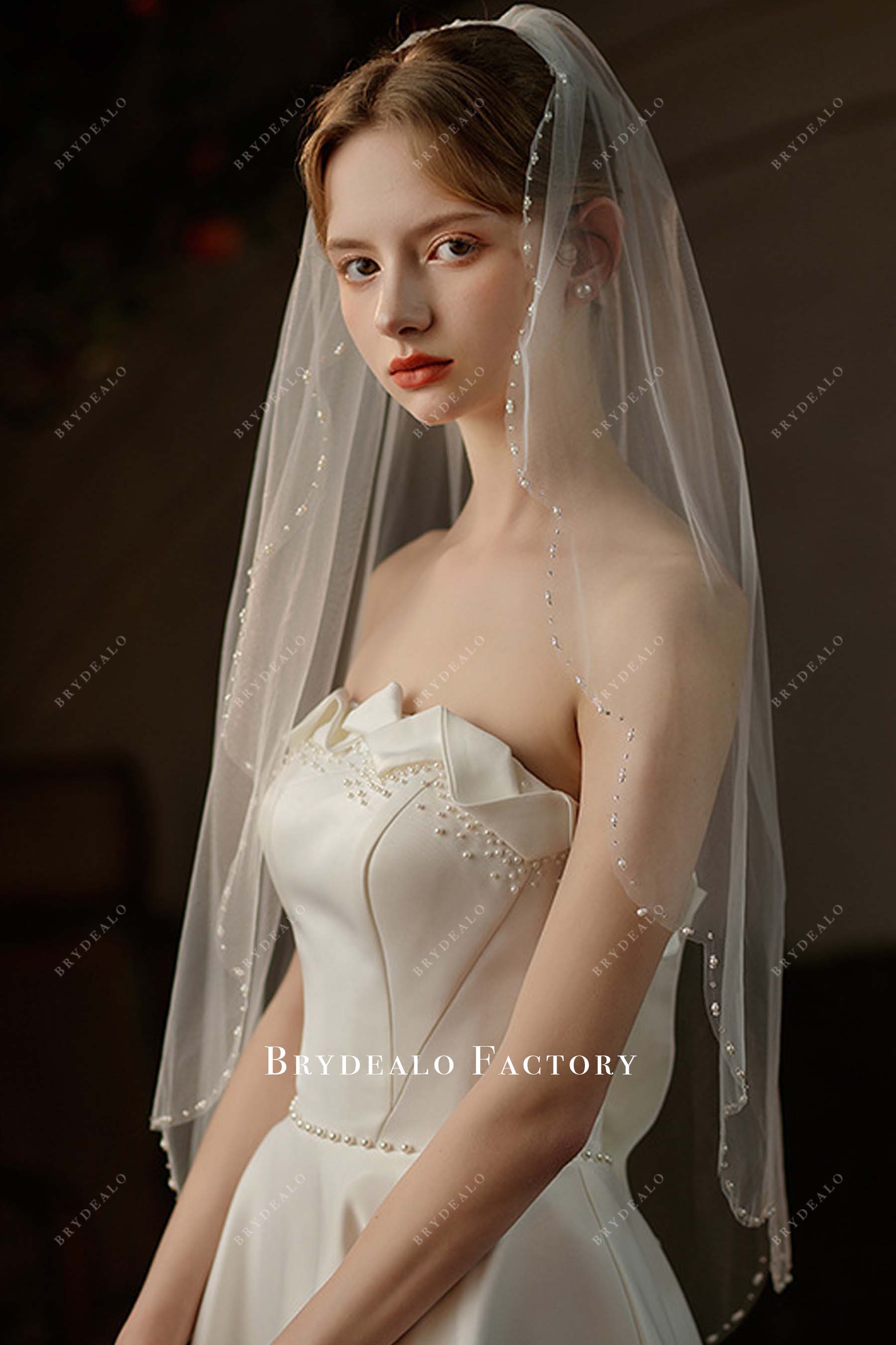 Fingertip Length Scalloped Beading Veil Online