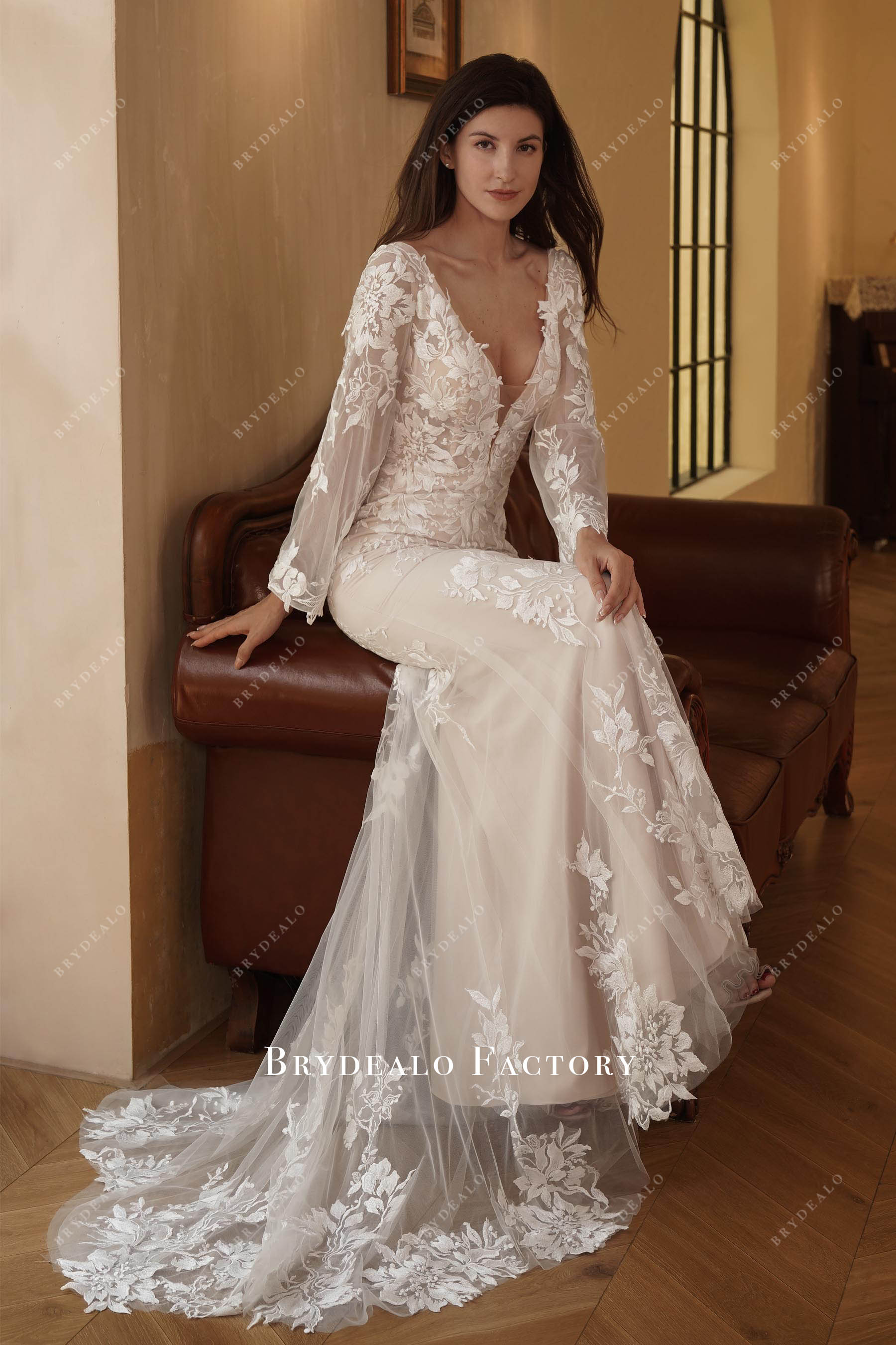 flower lace sleeved wedding dress