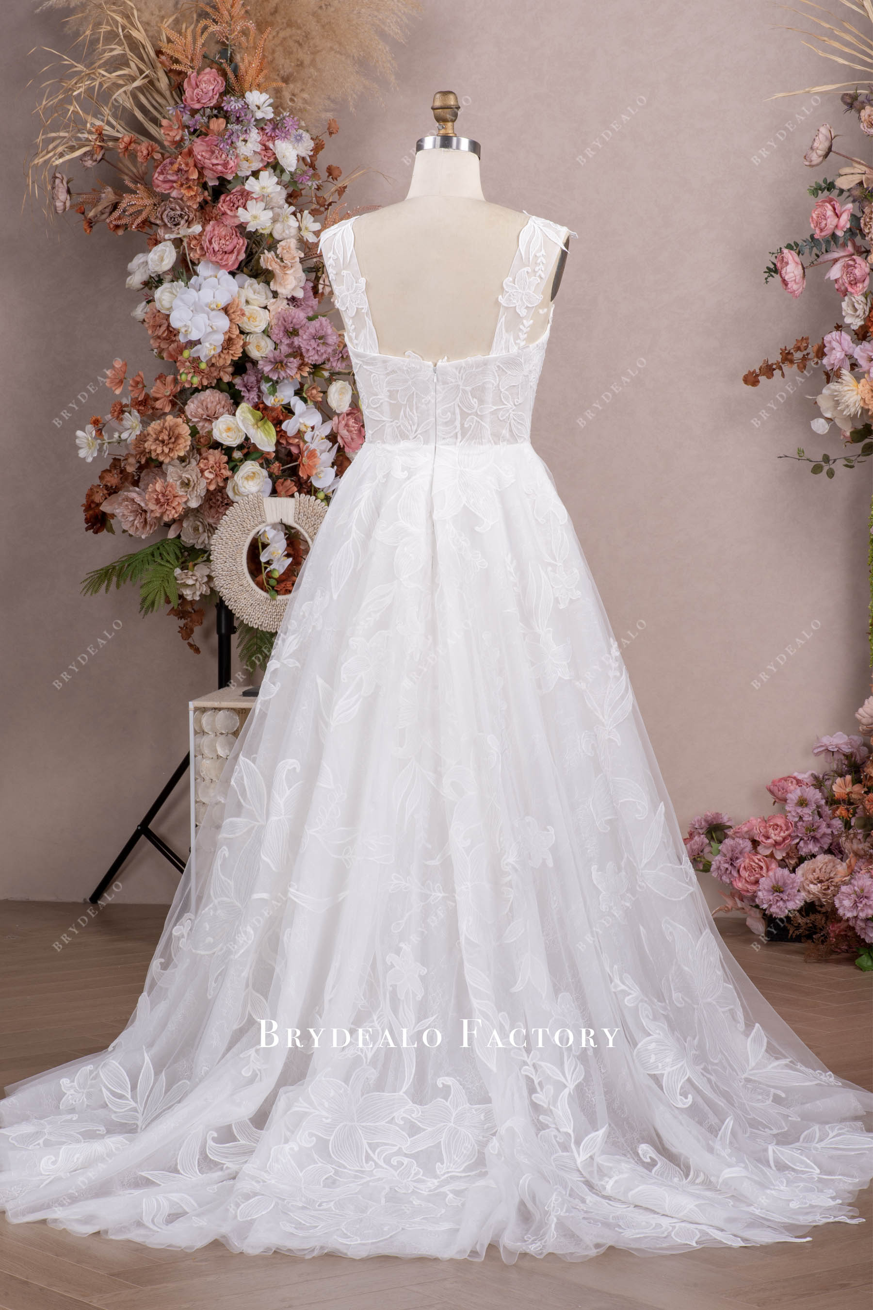 flower lace wedding dress