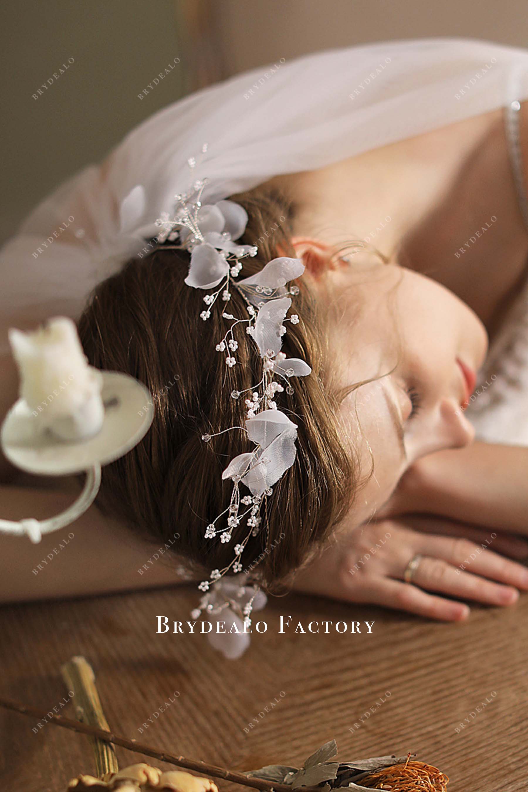 garland bridal veil