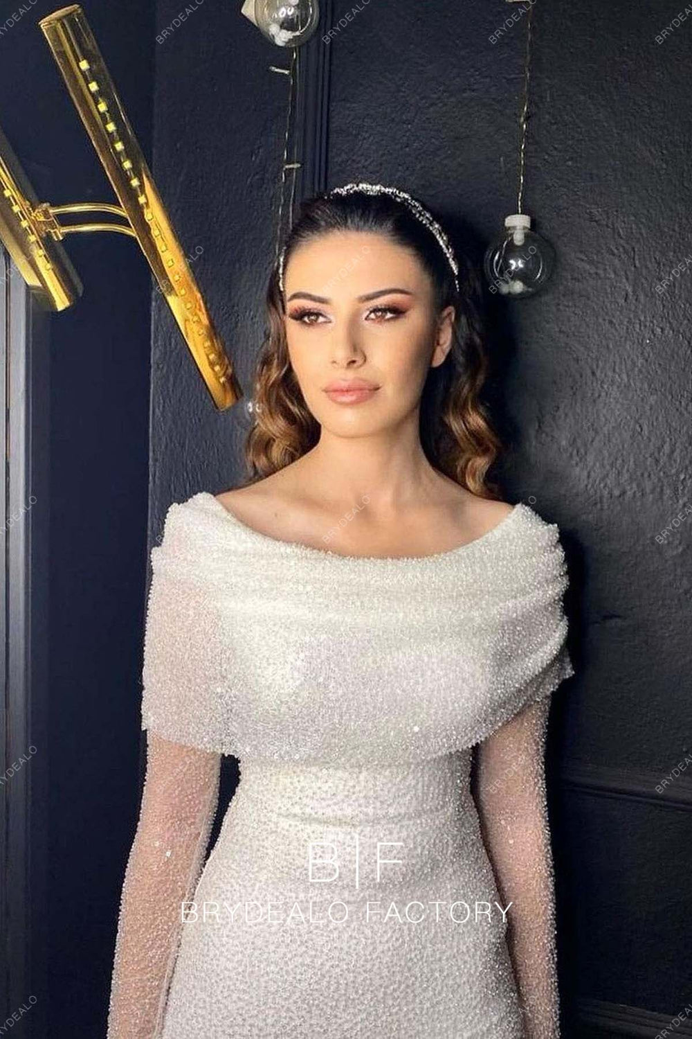 Dubai Tulle Sequins Off the Shoulder Beading Crystal Wedding Dress main image 0