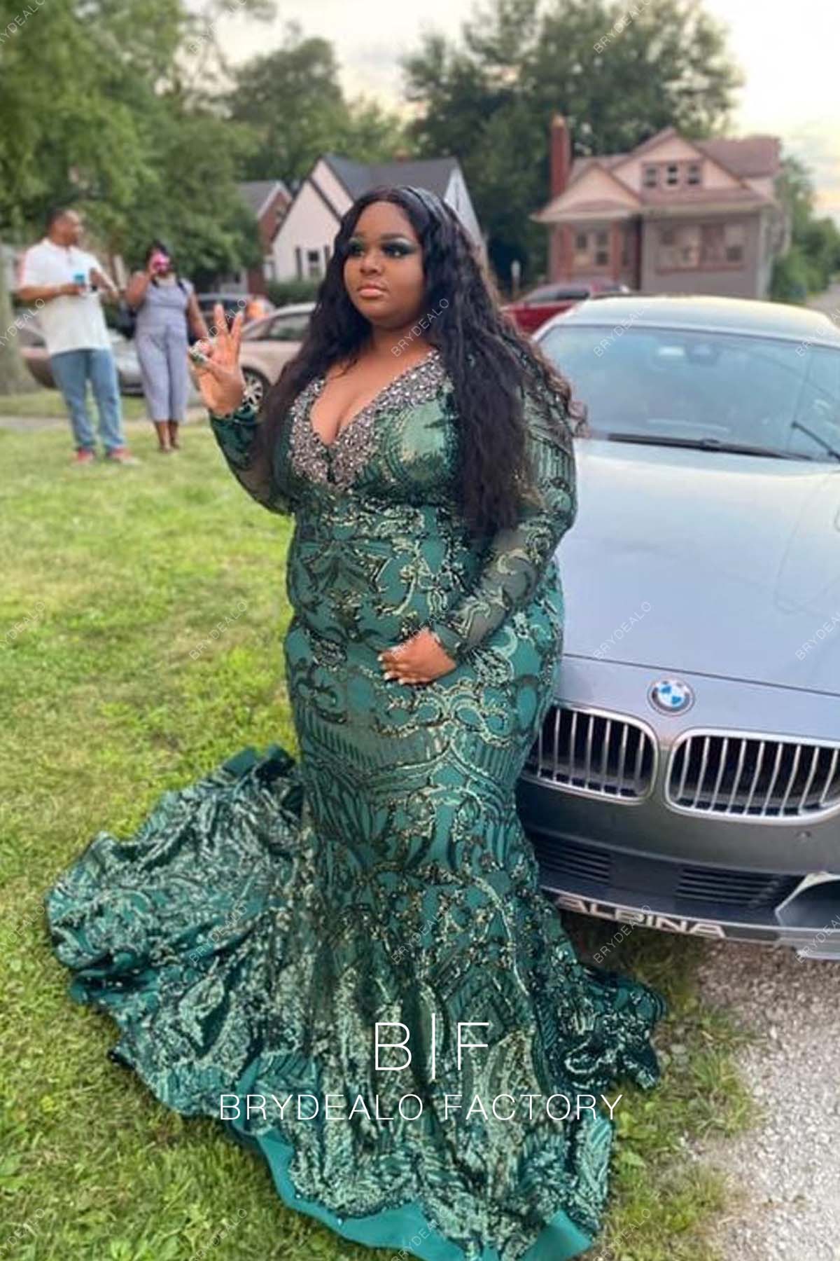 Green Sequined V-neck Plus Size Mermaid Long Train Prom Dress