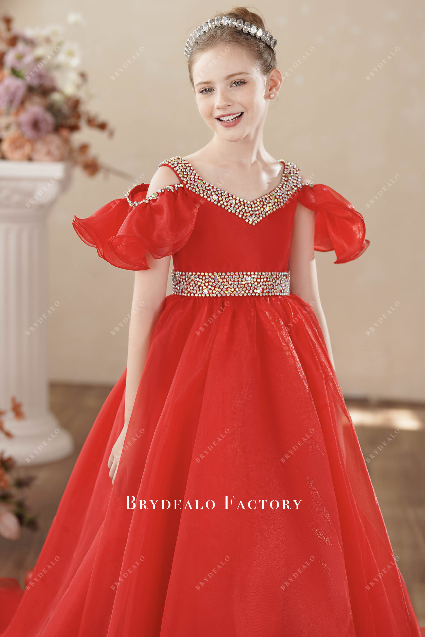 hand-sewn rhinestone red v-neck kids gown