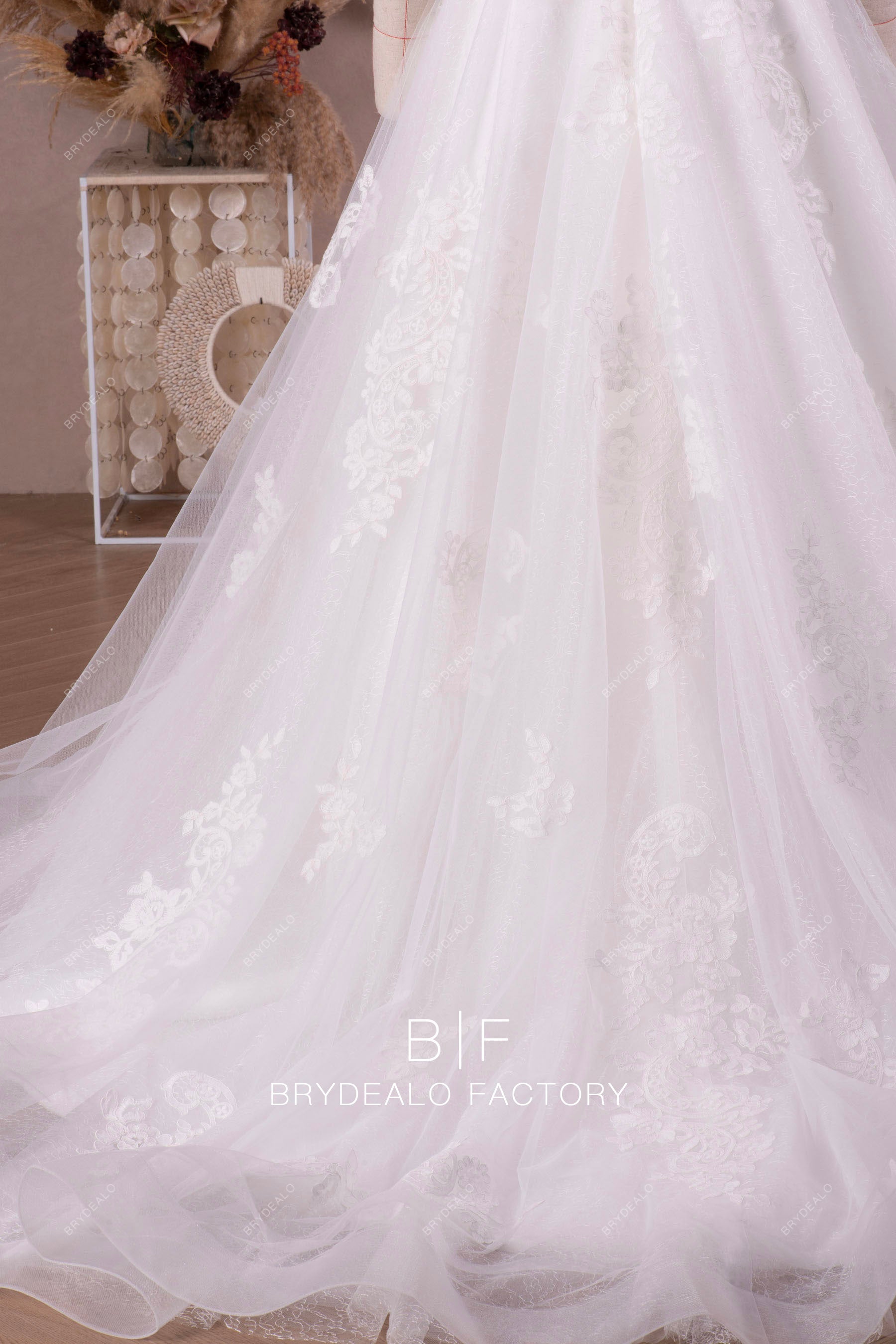 horsehair hem bridal dress