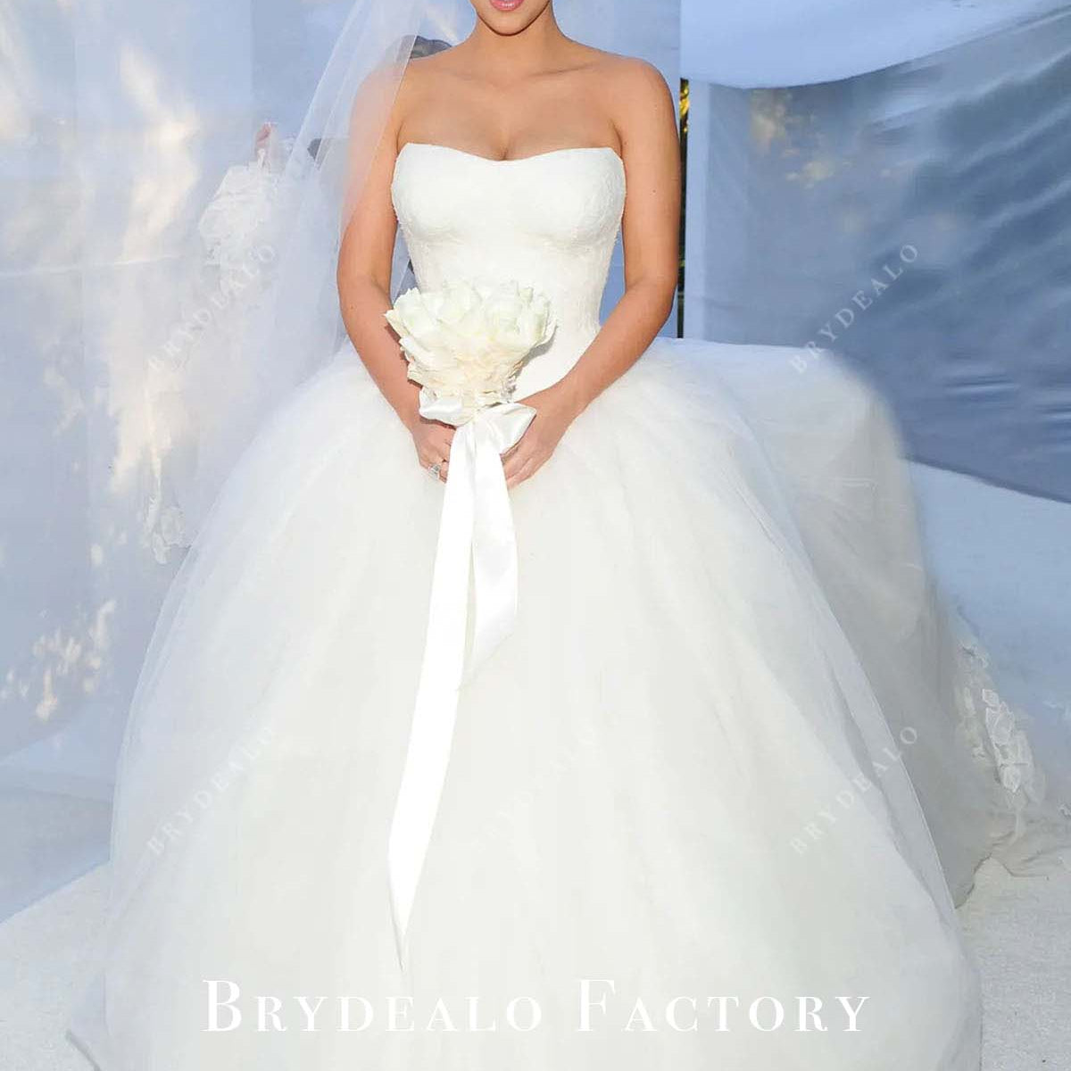 Kim Kardashian Strapless Basque Waist Celebs Wedding Ball Gown 2011, Dress Only Kim Kardashian Strapless Basque Waist Celebs Wedding Ball Gown 2011, Dress Only