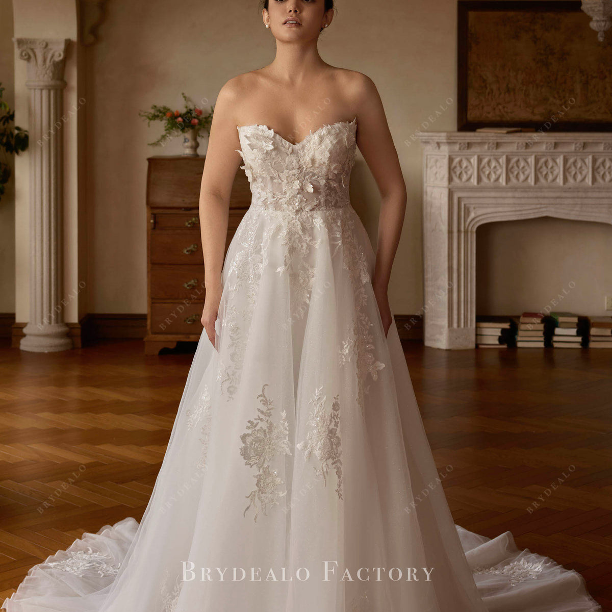 strapless aline dress Satin A-Line The train and slit add a dramatic highlight Strapless Appliques lace Tulle Aline