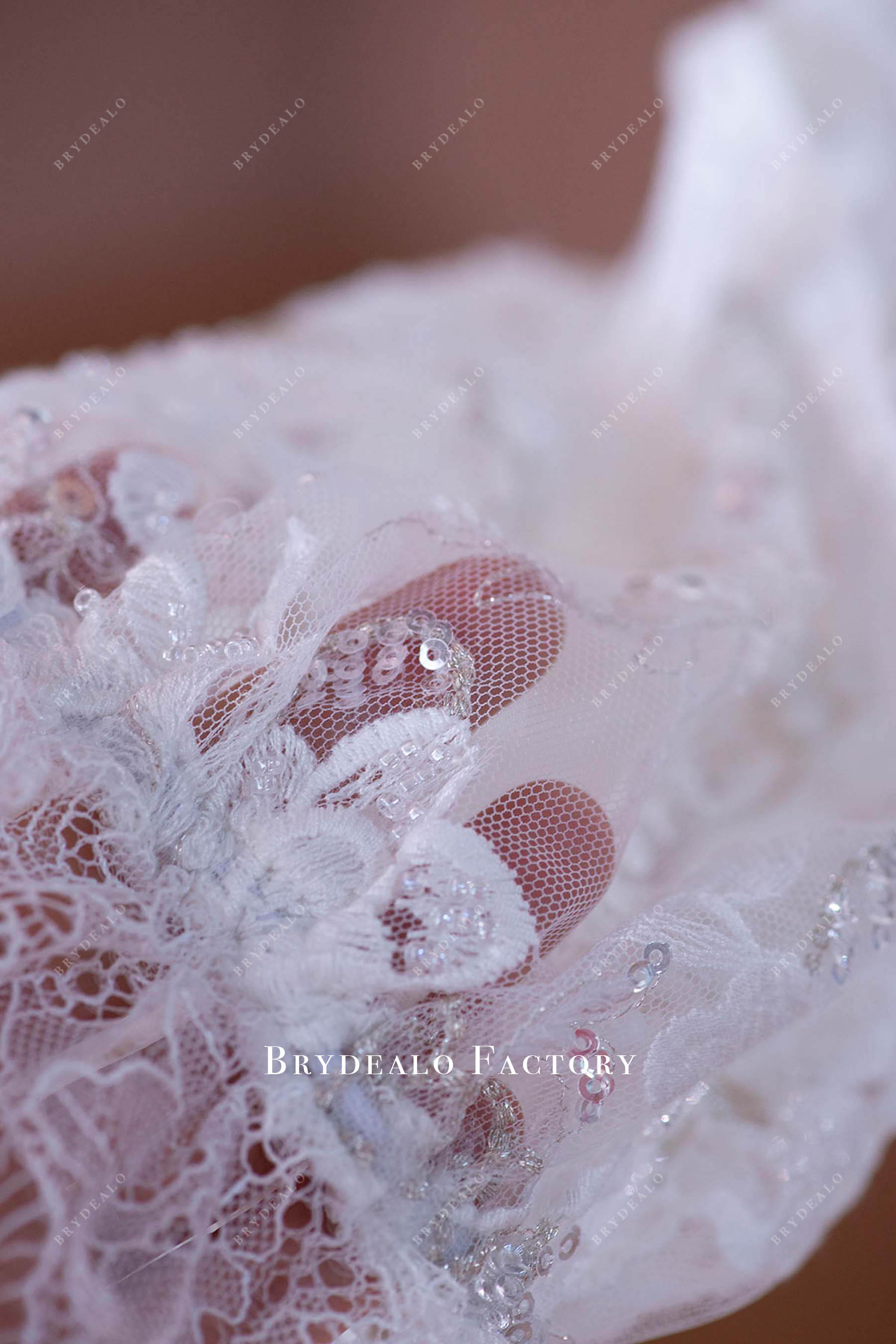 lace cuff wedding dress